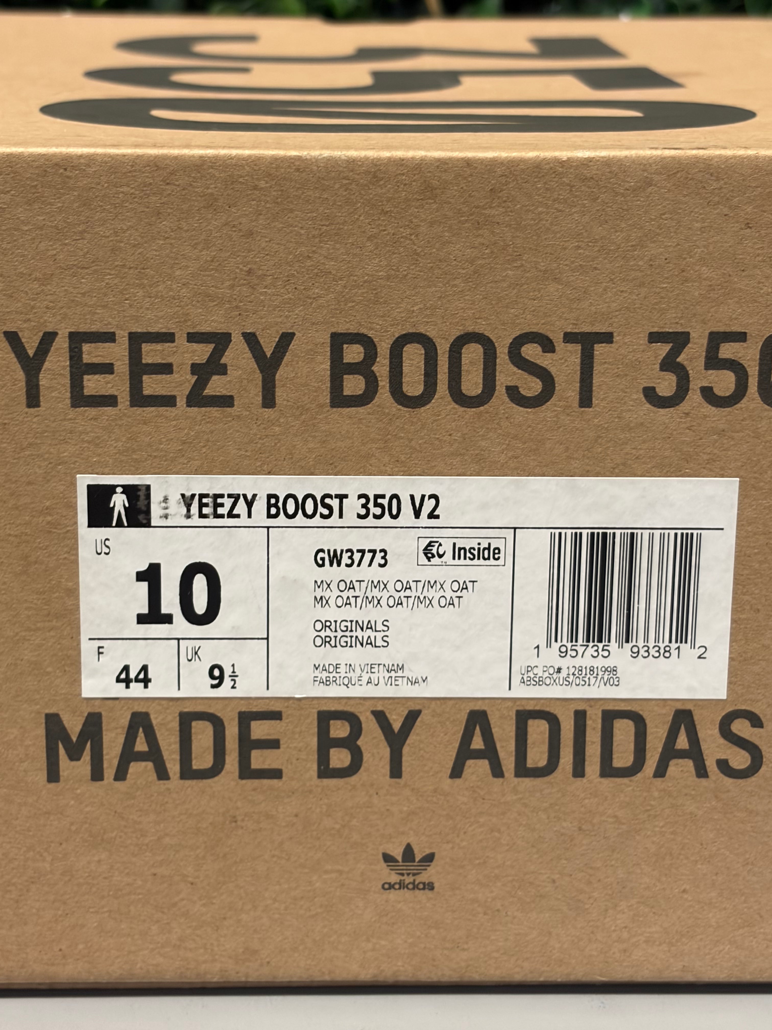 Adidas Yeezy Boost 350 V2 "MX Oat" Size 10 Preowned