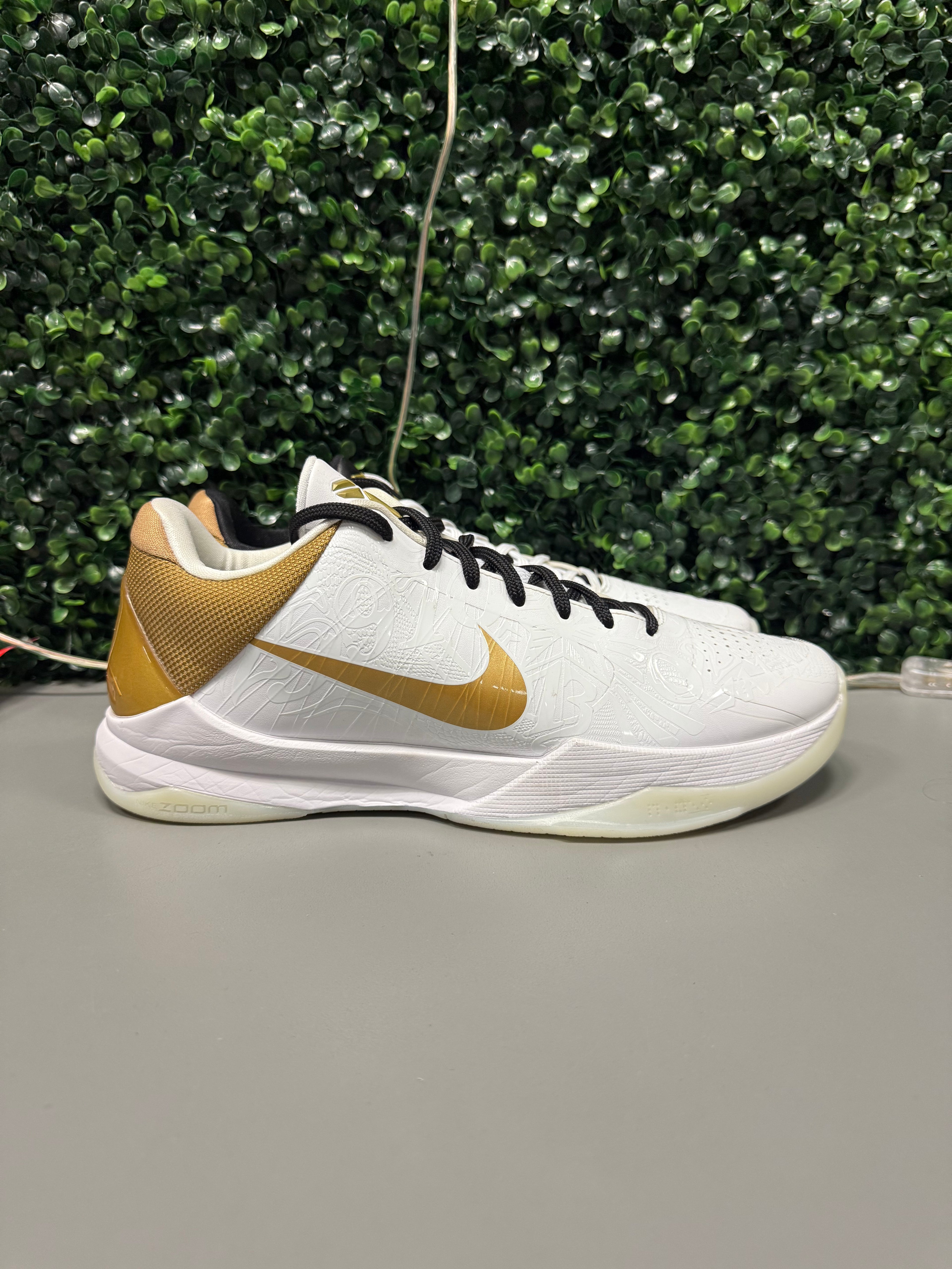 Nike Kobe 5 Protro "Big Stage” Size 11.5 Preowned