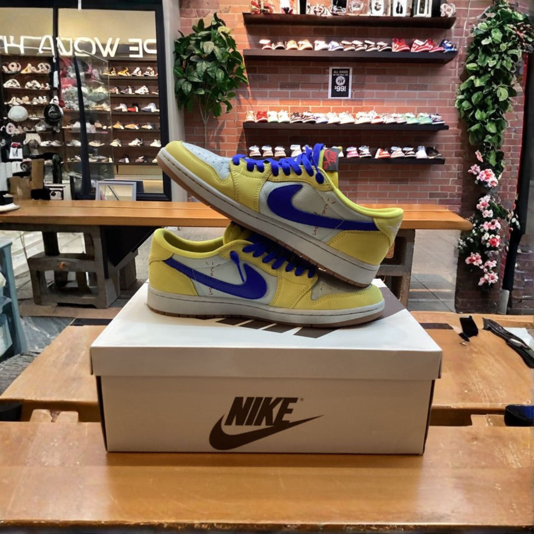 TS Jordan 1 Low “Canary” Size 11w/9.5 Preowned with box
