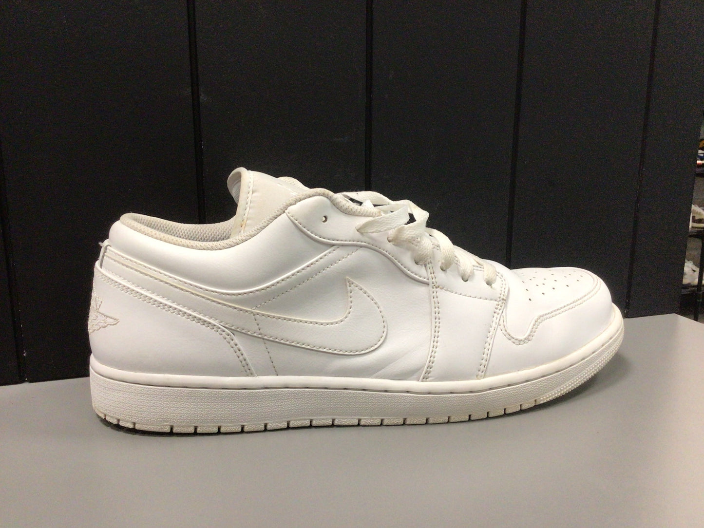 Jordan 1 Low “Triple White” Size 14 Preowned