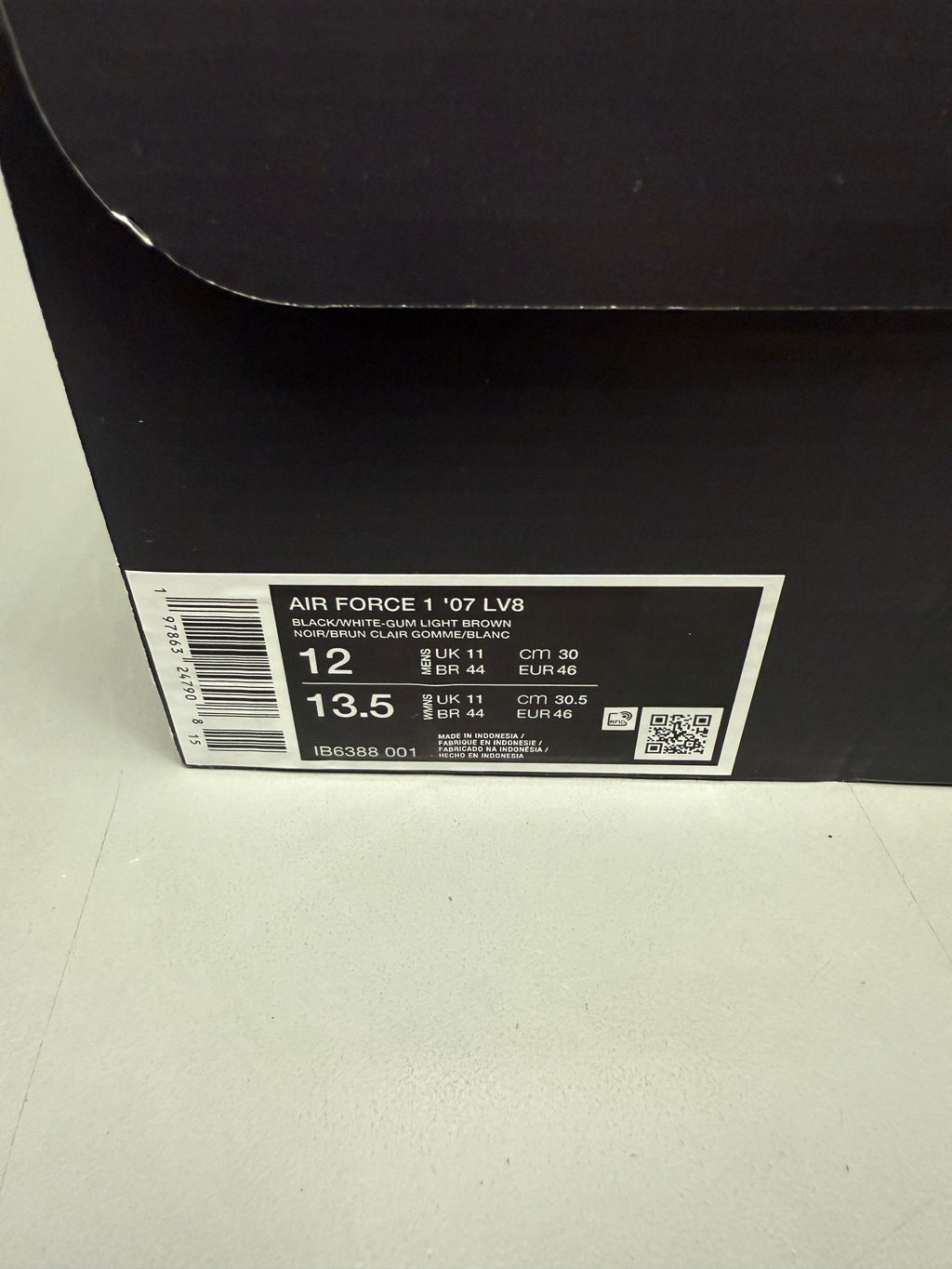 Nike Air Force 1 Low "Black Gum" Size 12 Preowned