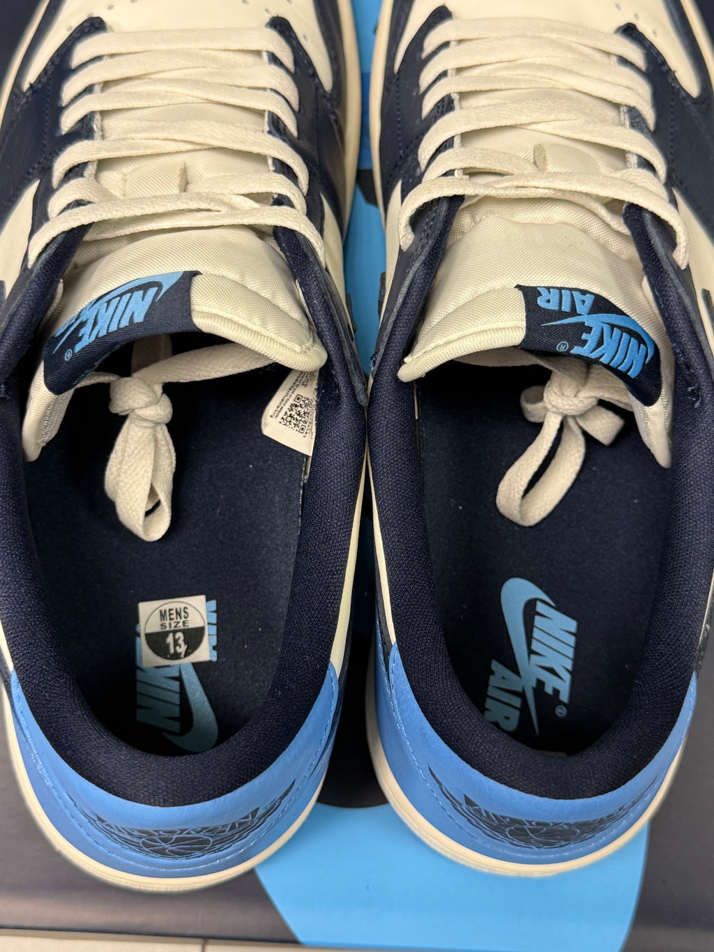 Jordan 1 Low "Obsidian" Size 13 Preowned