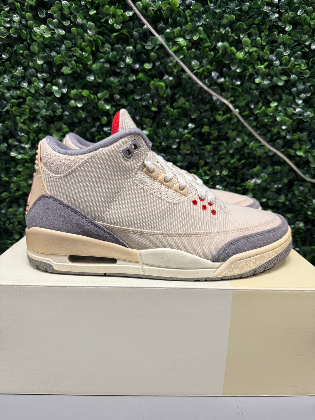 Jordan 3 Retro "Muslin"Size 9 Preowned