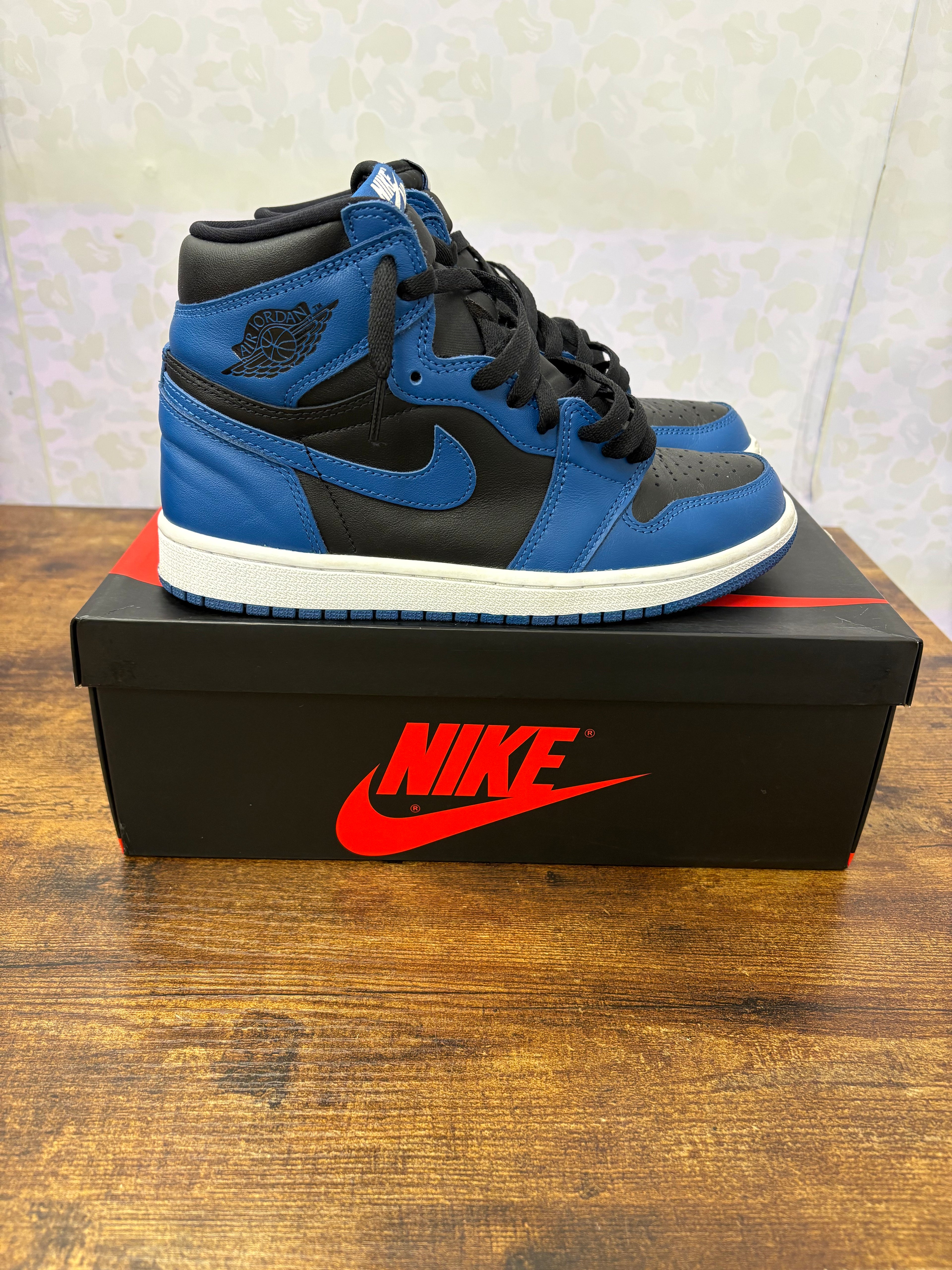 Jordan 1 “Dark Marina Blue” Size 7 Preowned