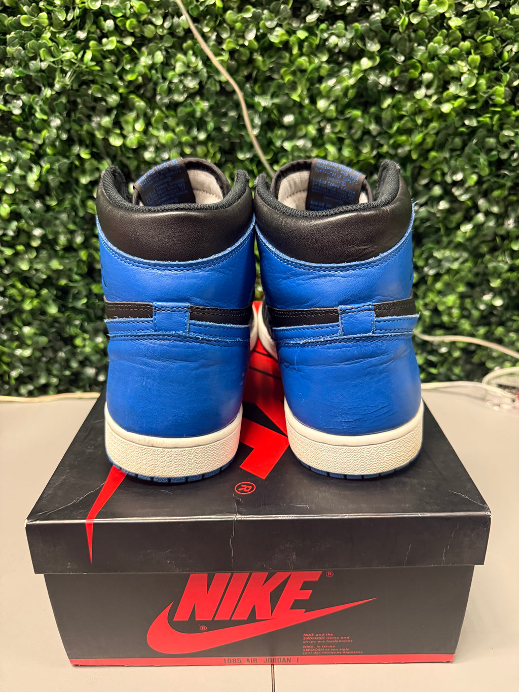 Jordan 1 Retro "Royal" Size 11 Preowned