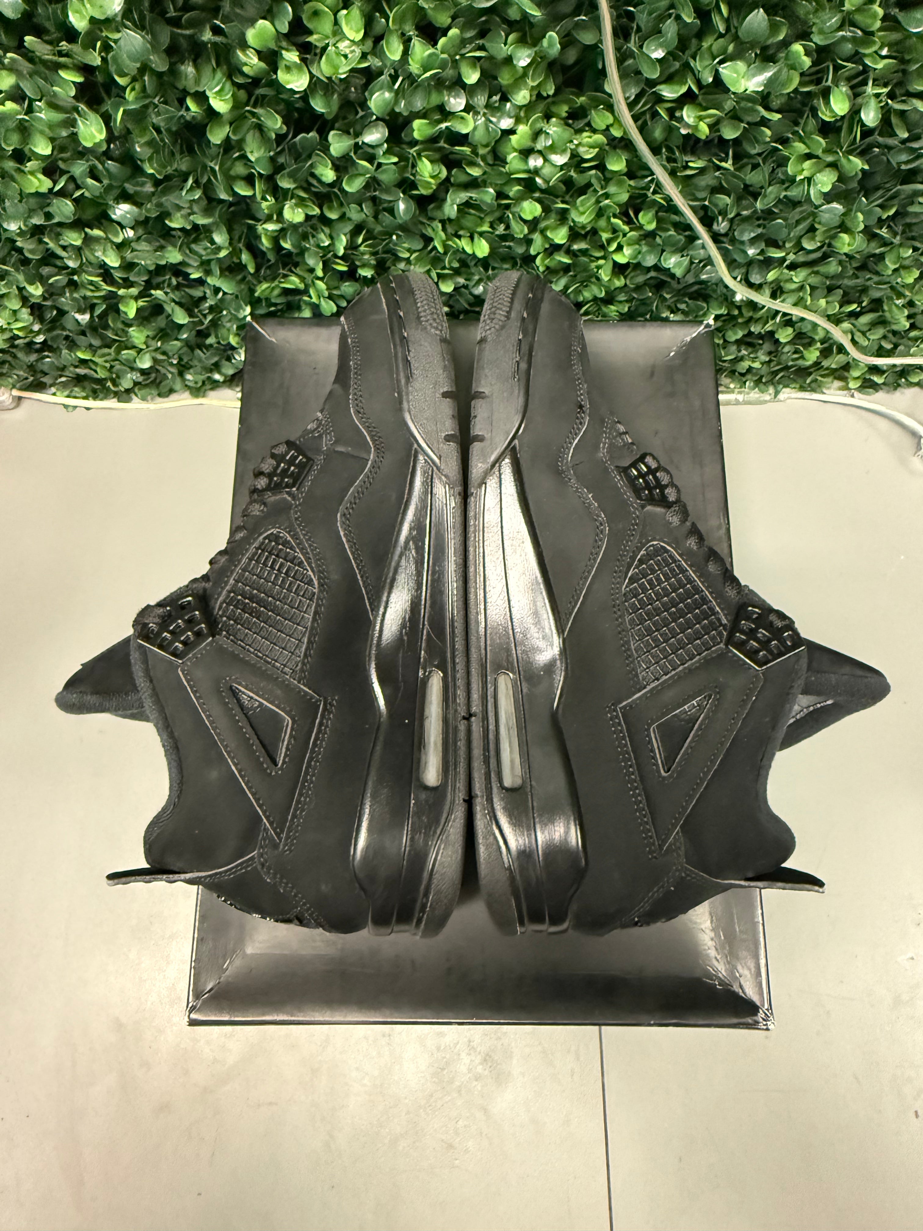 Jordan 4 "Black Cat 2020" Size 9.5 Preowned