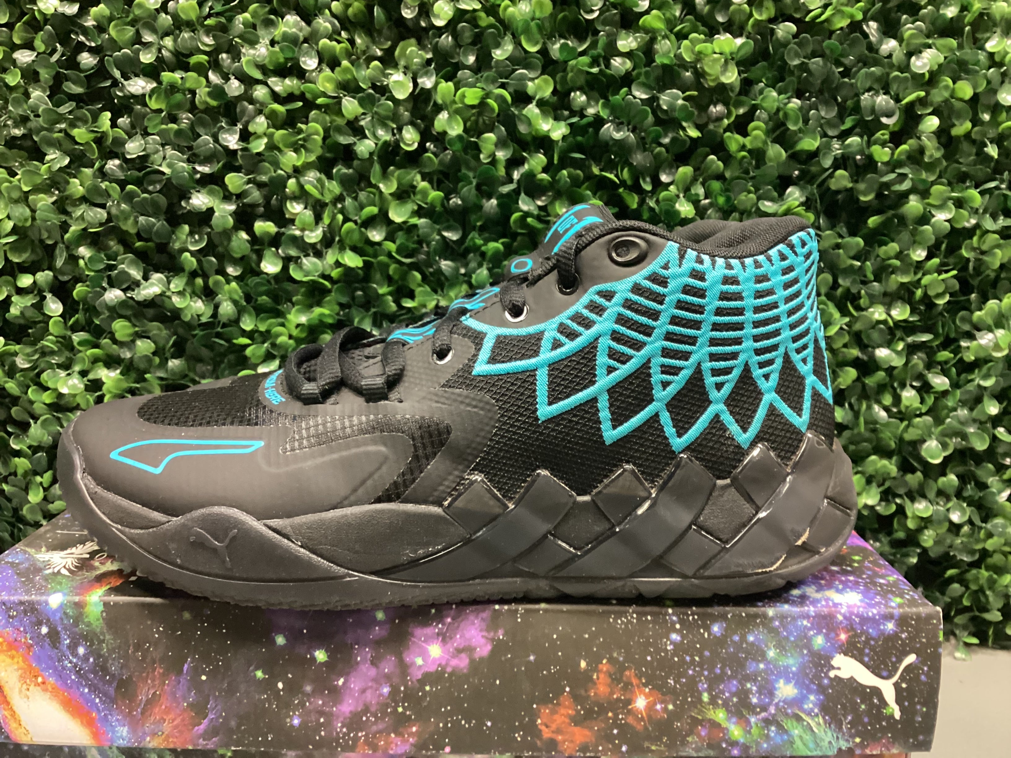 Puma LaMelo Ball MB.01 “Buzz City” Size 8.5 Preowned