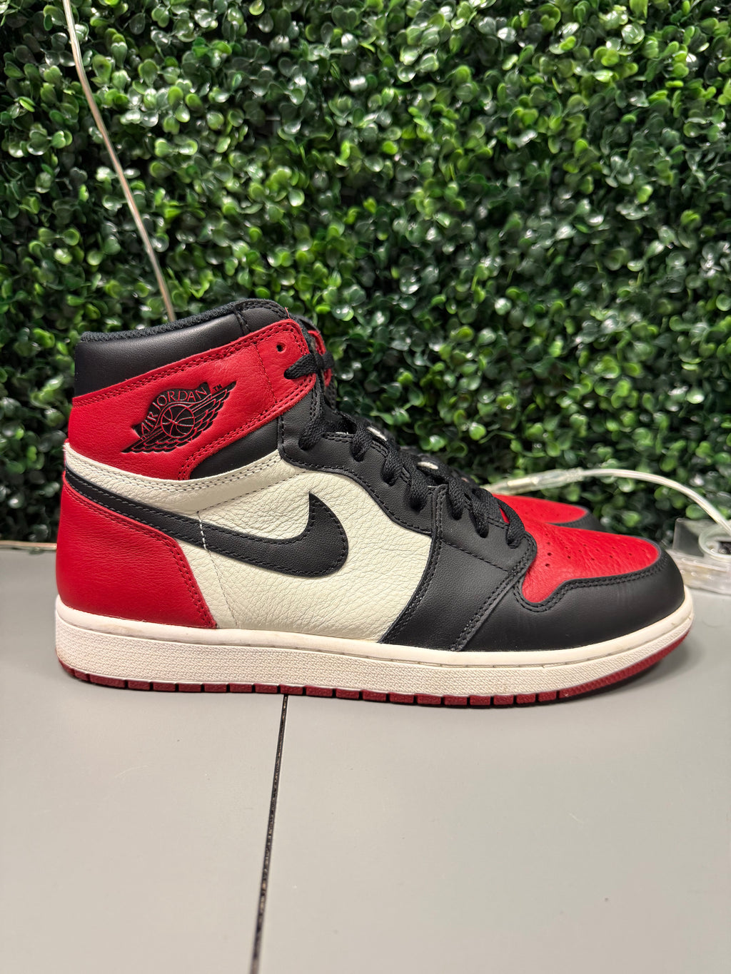 Jordan 1 High "Bred Toe" Size 10.5 Preowned