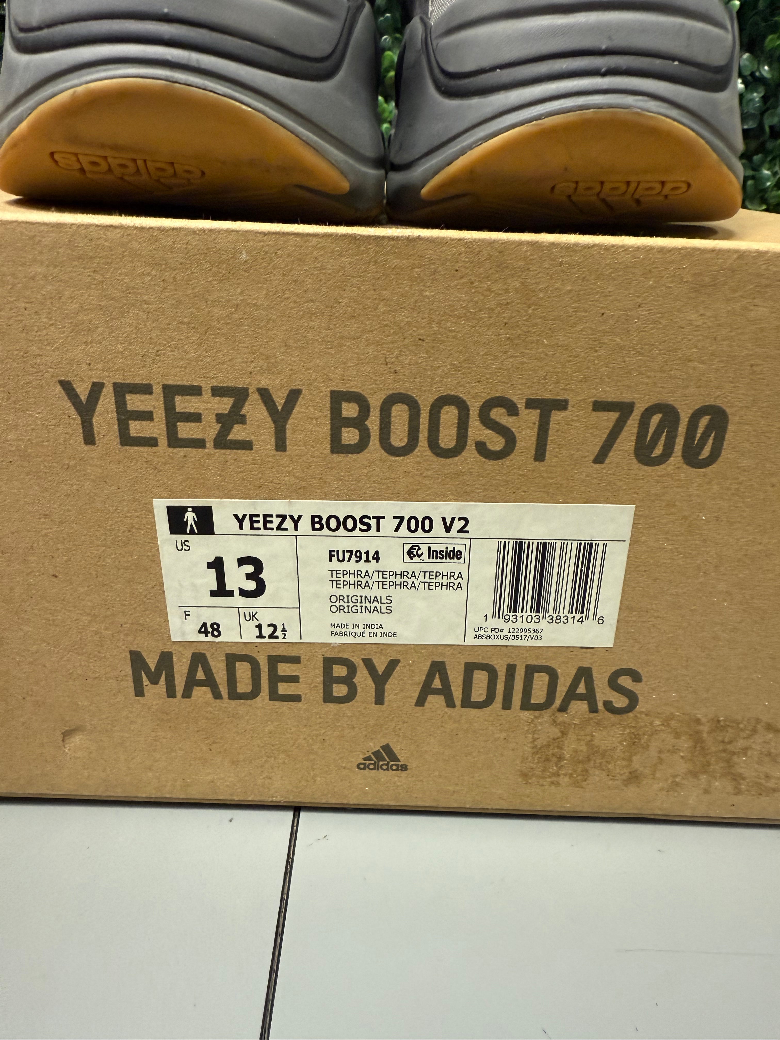 Yeezy 700 V2 "Tephra" Size 13 Preowned