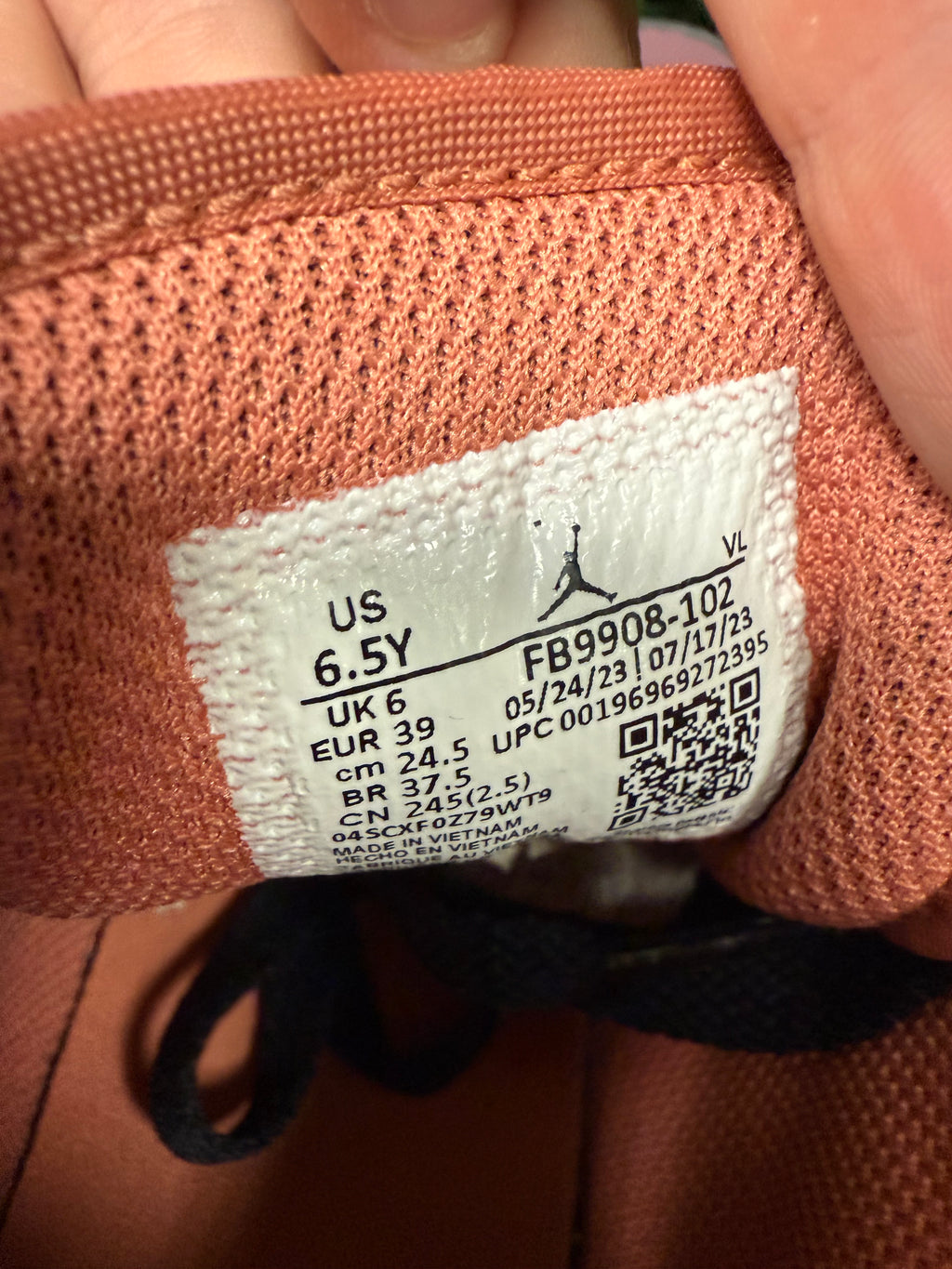 Jordan 1 Low "Orange Sky" Size 6.5Y Preowned