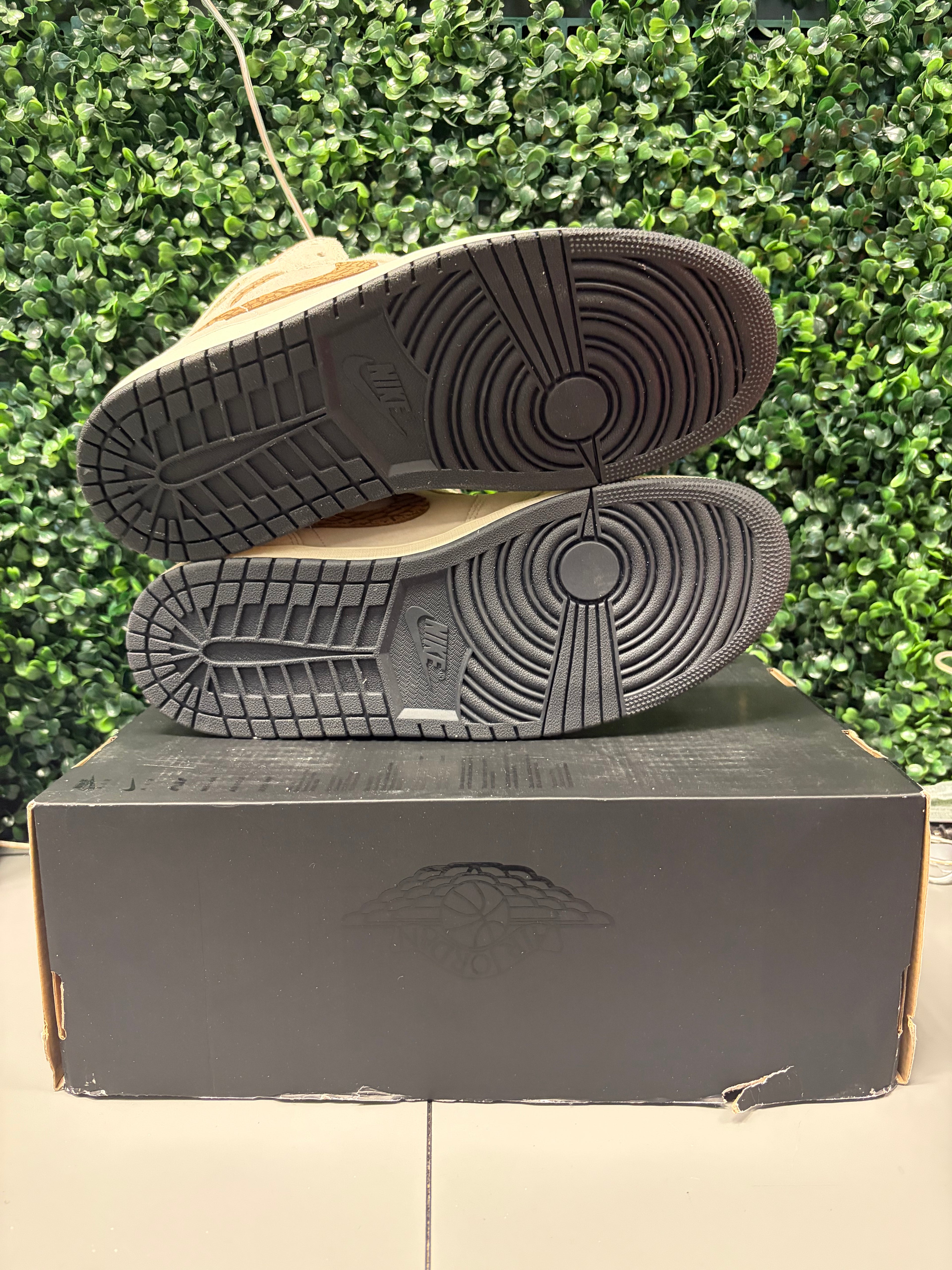 Jordan 1 Mid SE "Brown Elephant" Size 12 Preowned