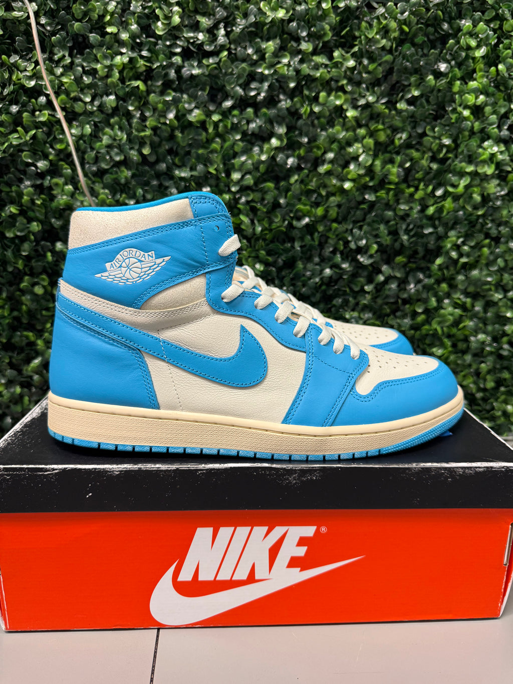 Jordan 1 High "UNC Reimagined" Size 13 Preowned