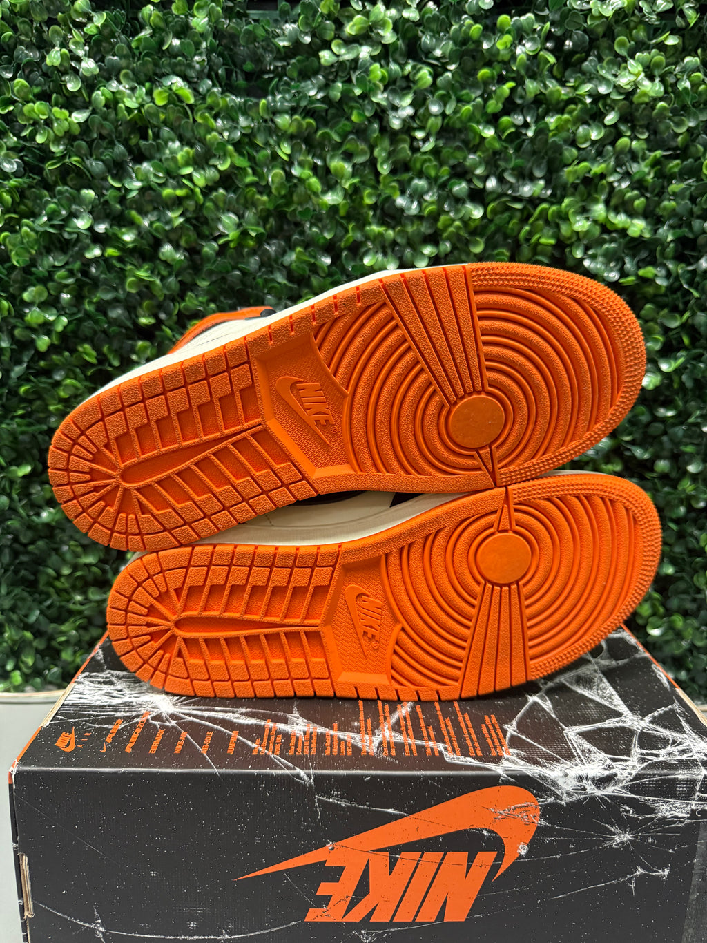 Jordan 1 High "Shattered Backboard" (2025) Size 8 Preowned