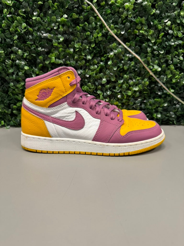 Jordan 1 High "Brotherhood" Size 7Y Preowned