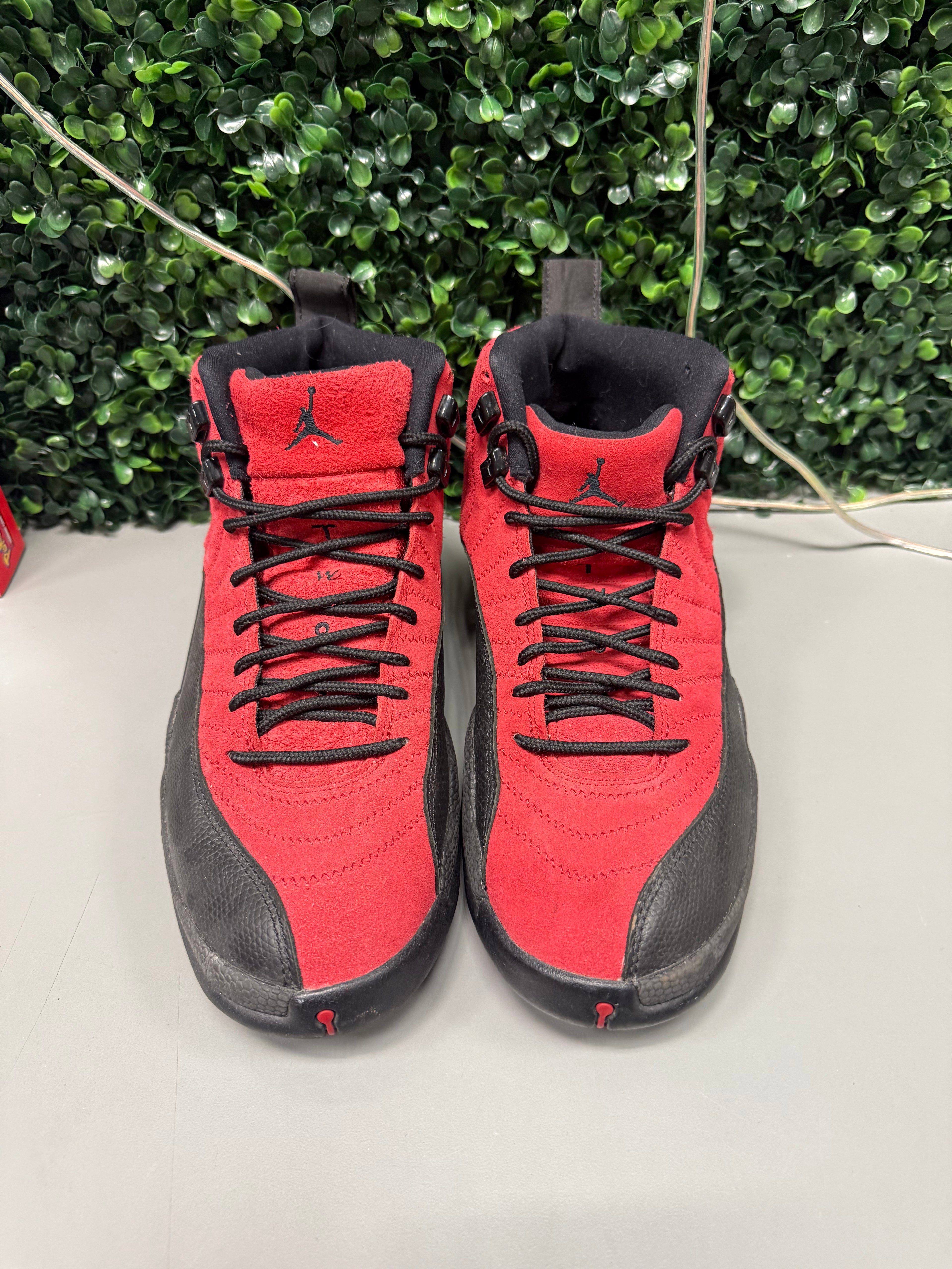 Jordan 12 "Reverse Flu Game" Size 8.5 Preowned