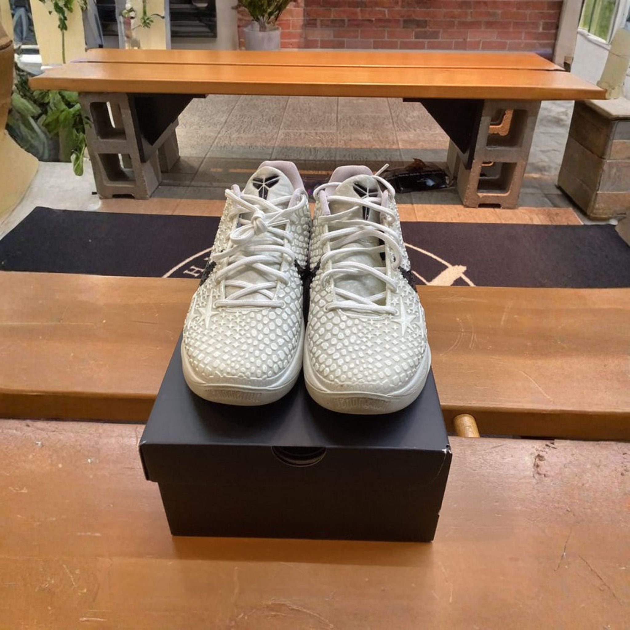 Kobe 6 Protro “ASW” Size 9.5 Preowned with box