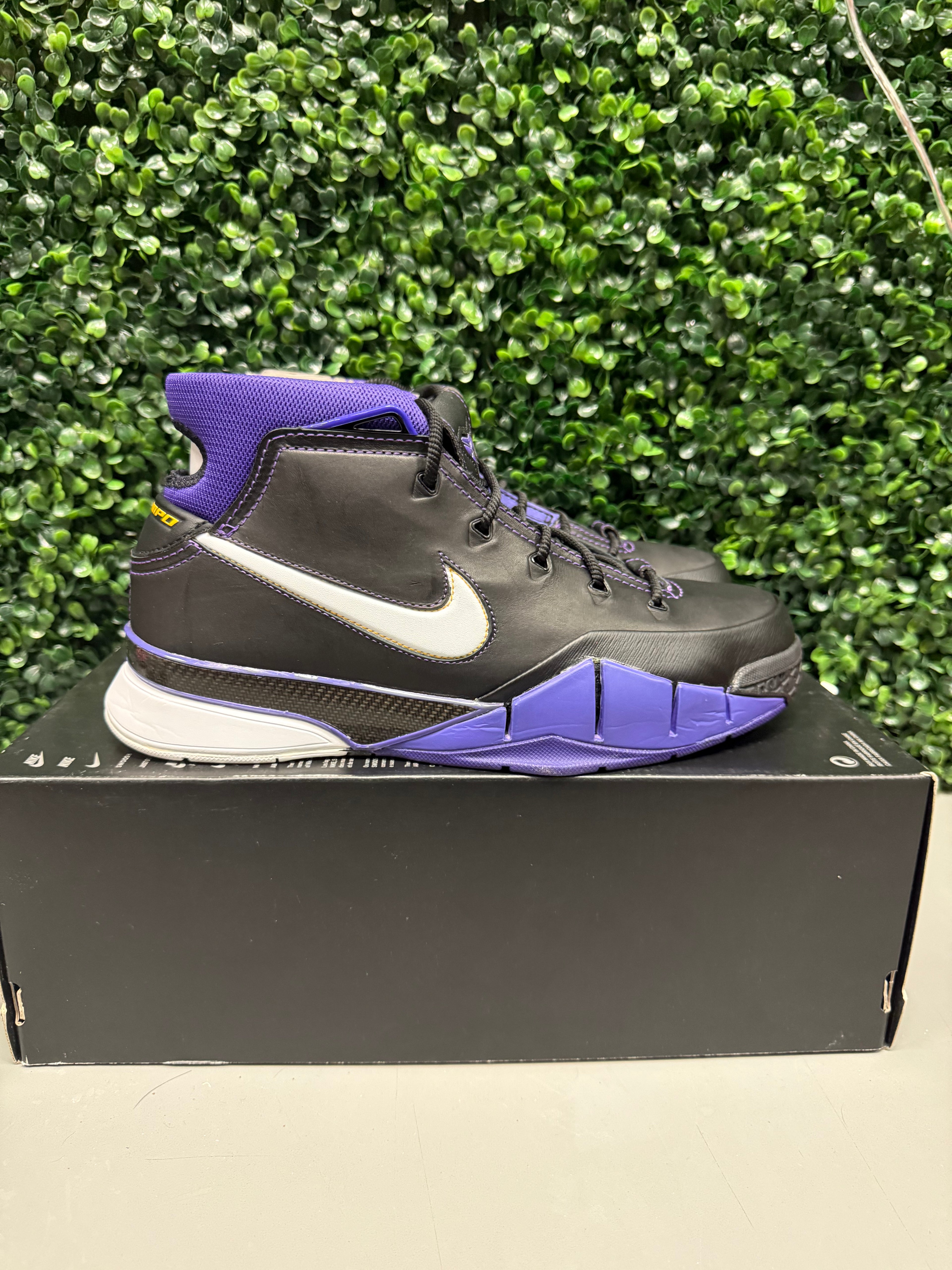 Nike Kobe 1 Protro "Purple Reign" Size 11 Preowned