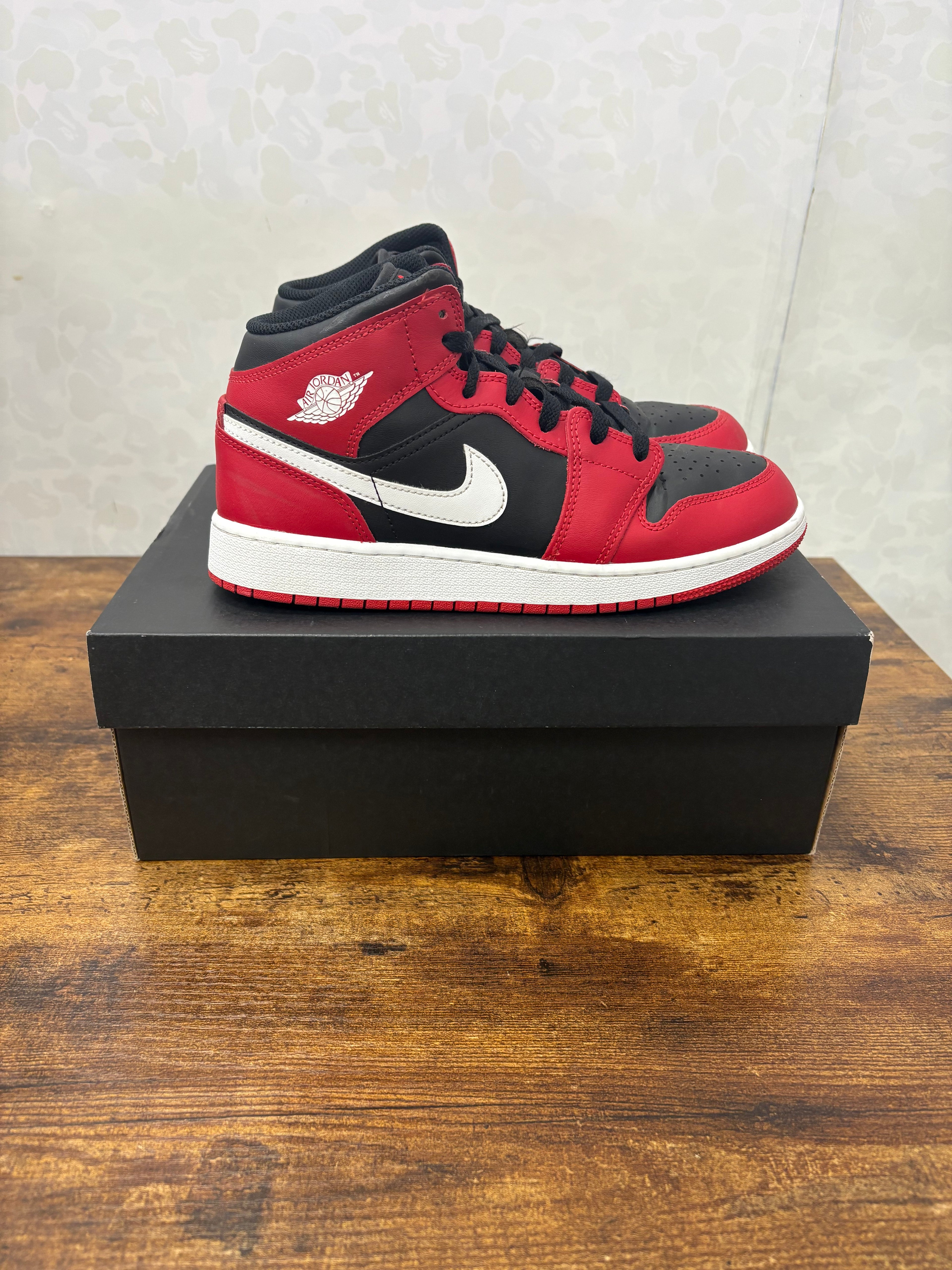 Jordan 1 Mid “Gym Red Black White” Preowned Size 7.5
