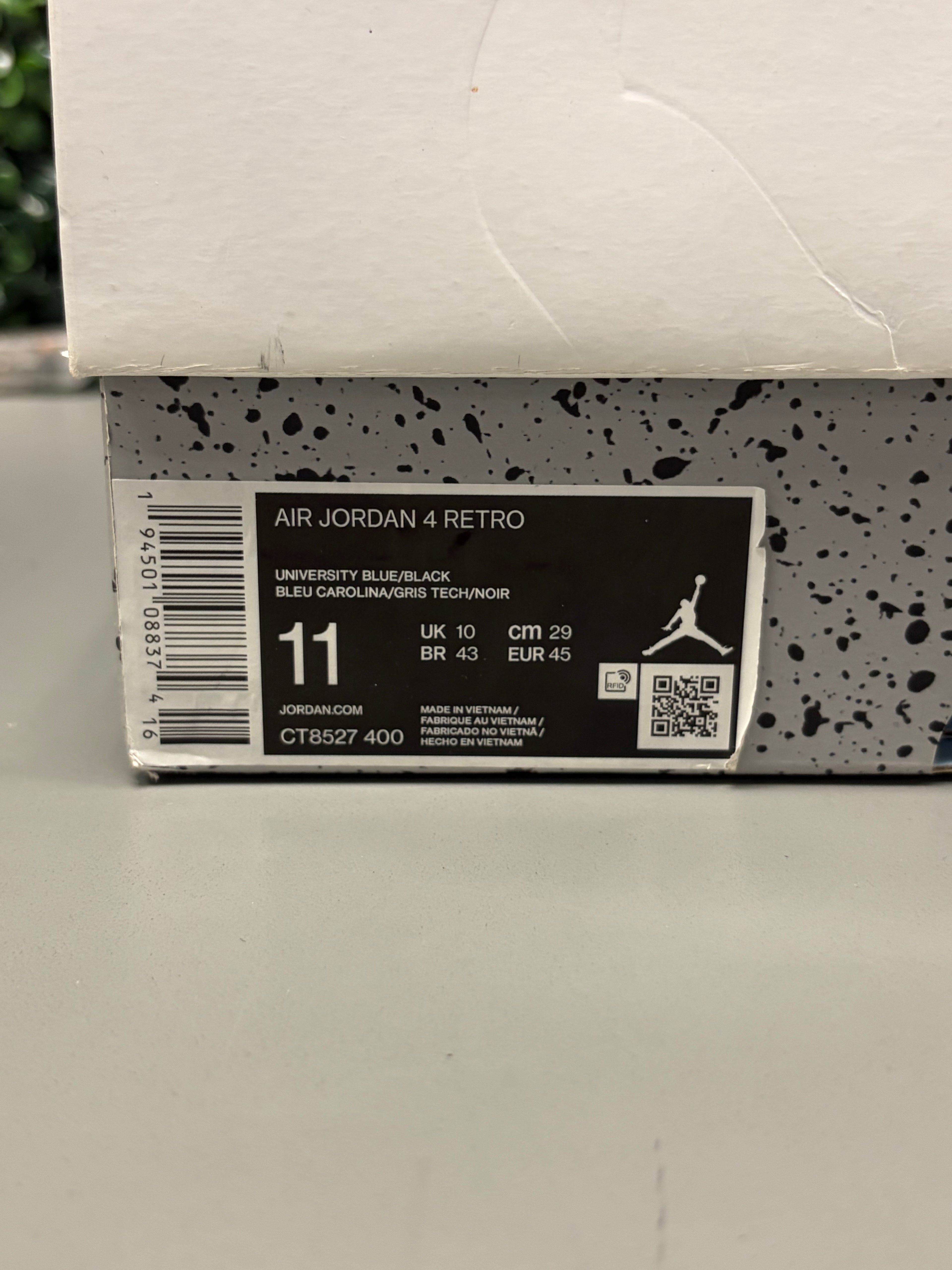 Jordan 4 Retro "University Blue" Size 11 Preowned