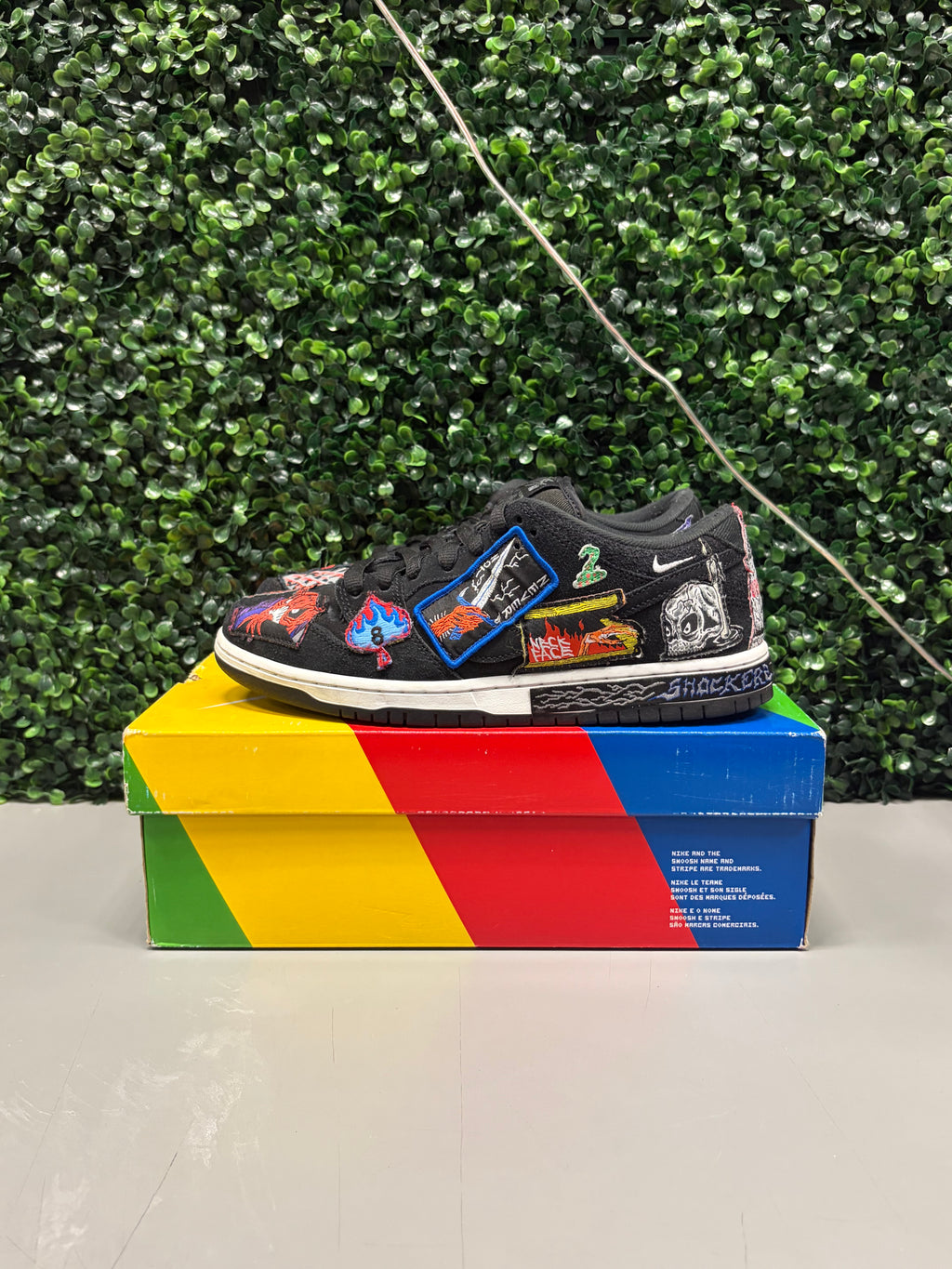 Nike SB Dunk Low "Neckface" Size 9.5 Preowned