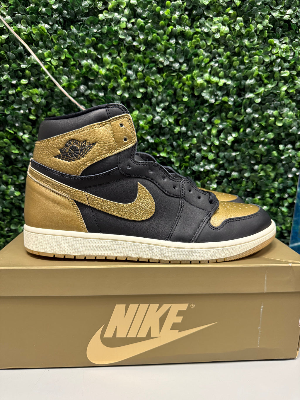 Jordan 1 High "Metallic Gold" Size 13 Tried On