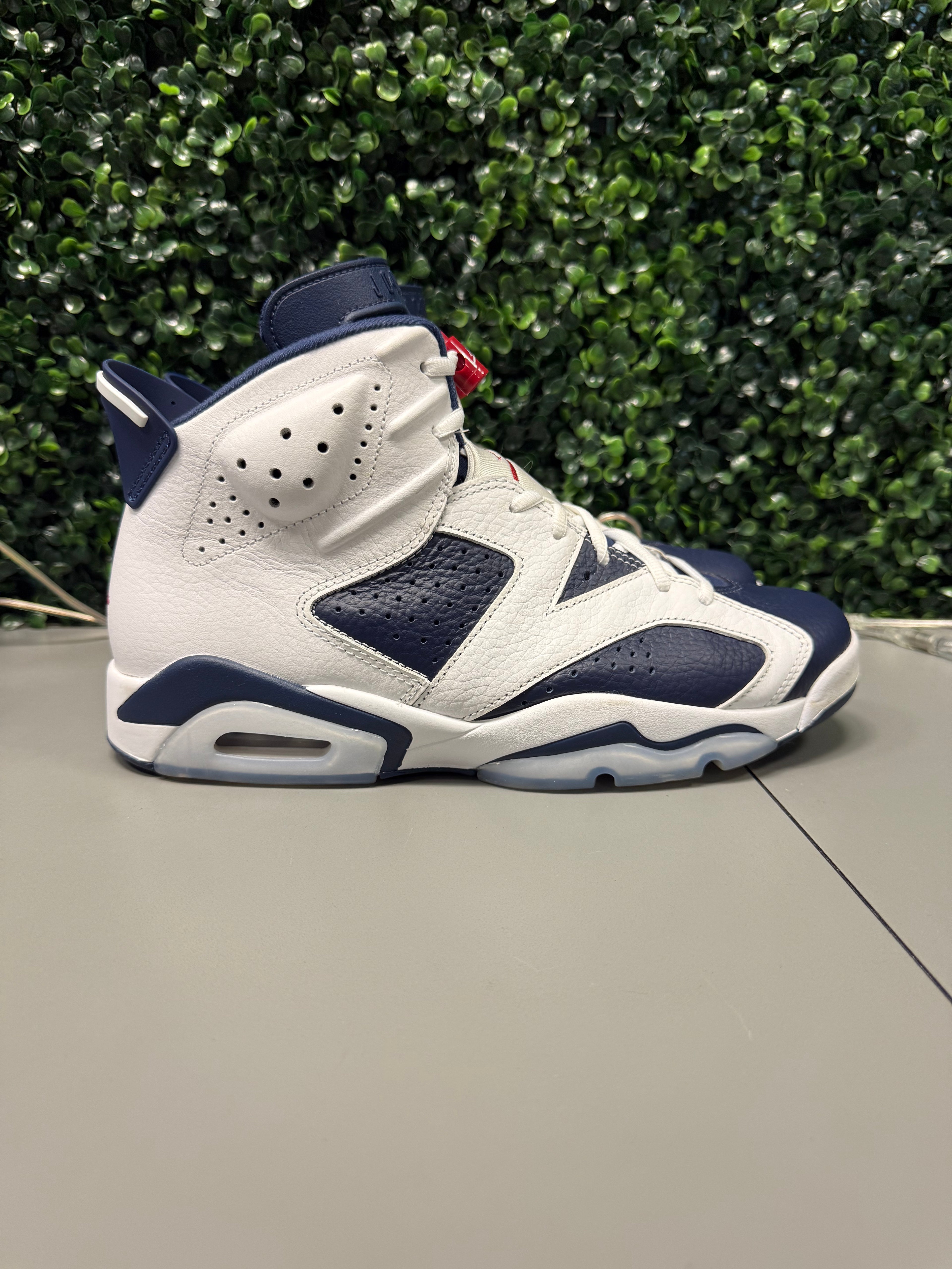 Jordan 6 "Olympics" Size 11 Preowned