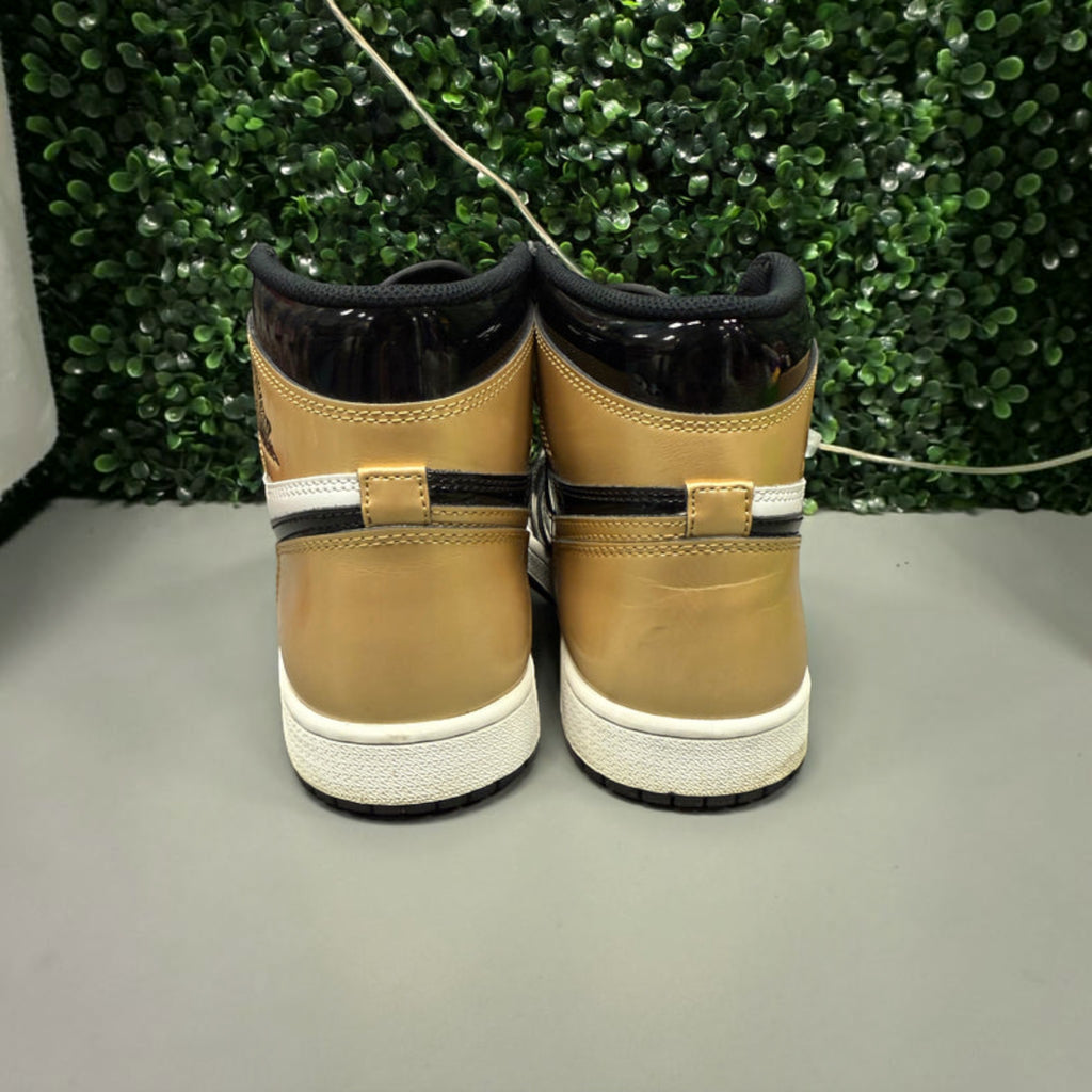 Jordan 1 High "Patent Gold Toe" Size 9 Preowned