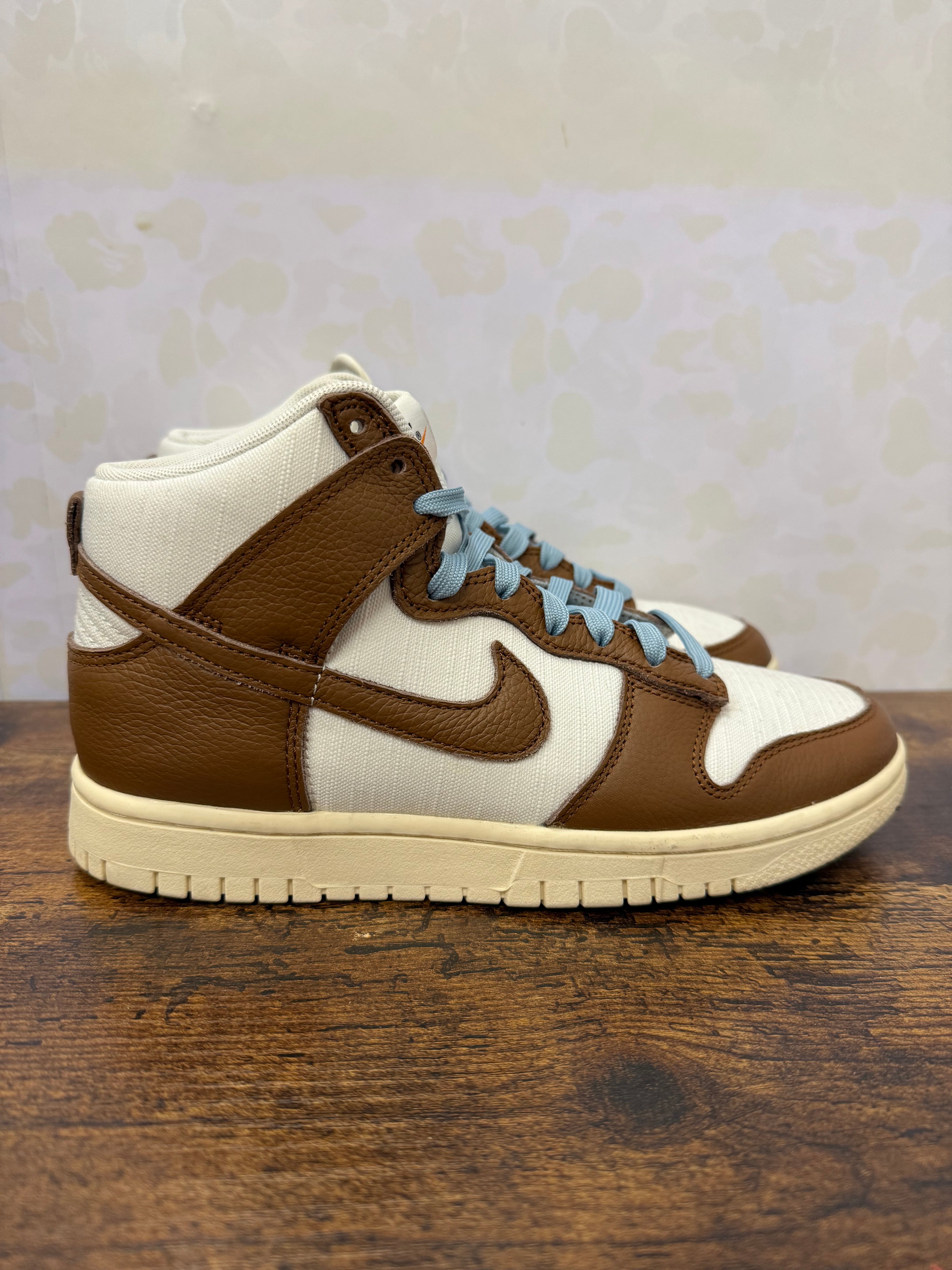 Nike Dunk High “Pecan Sail” Size 6 Preowned