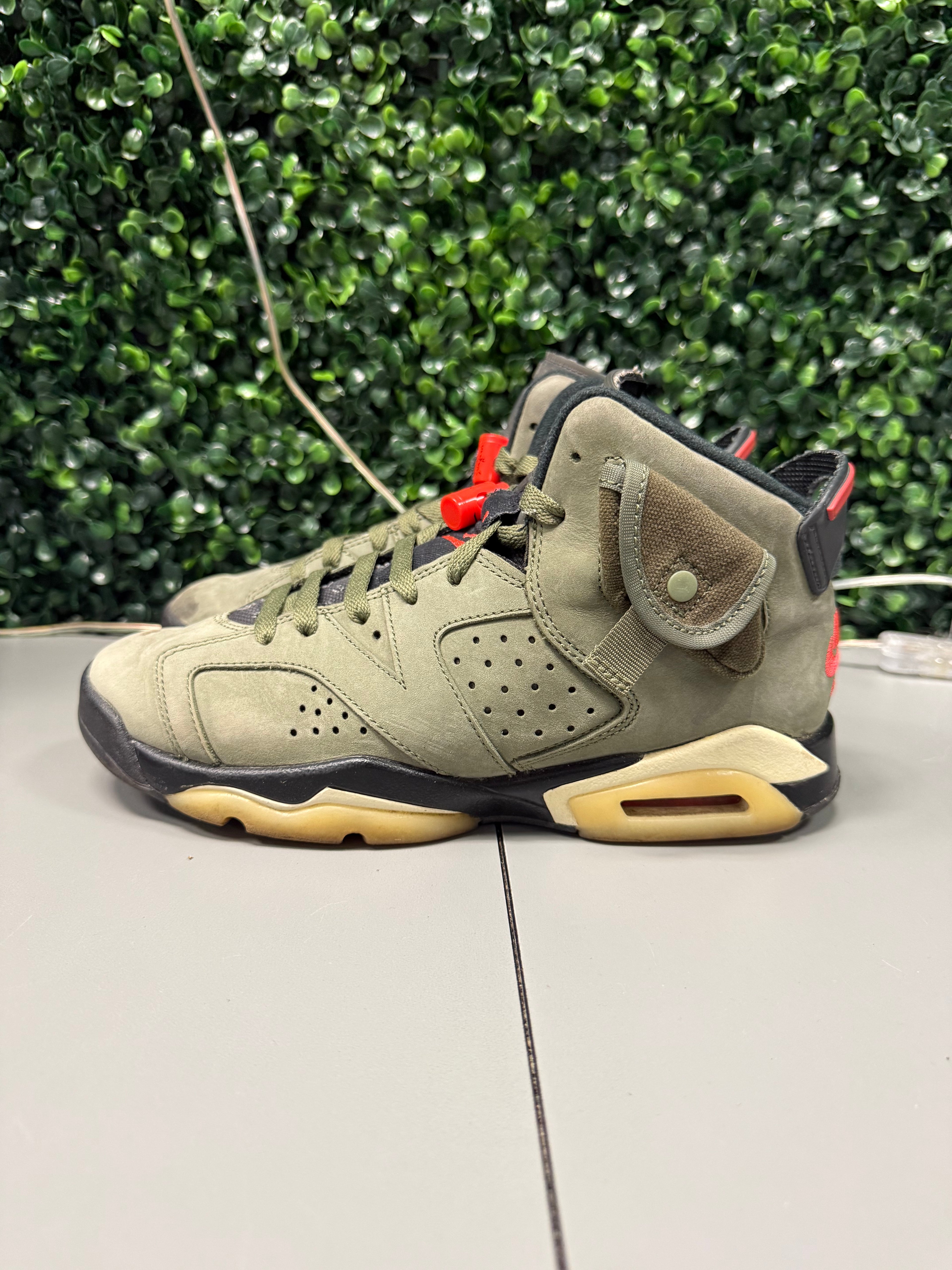 Jordan 6 X Travis Scott "Olive" Size 5.5Y Preowned