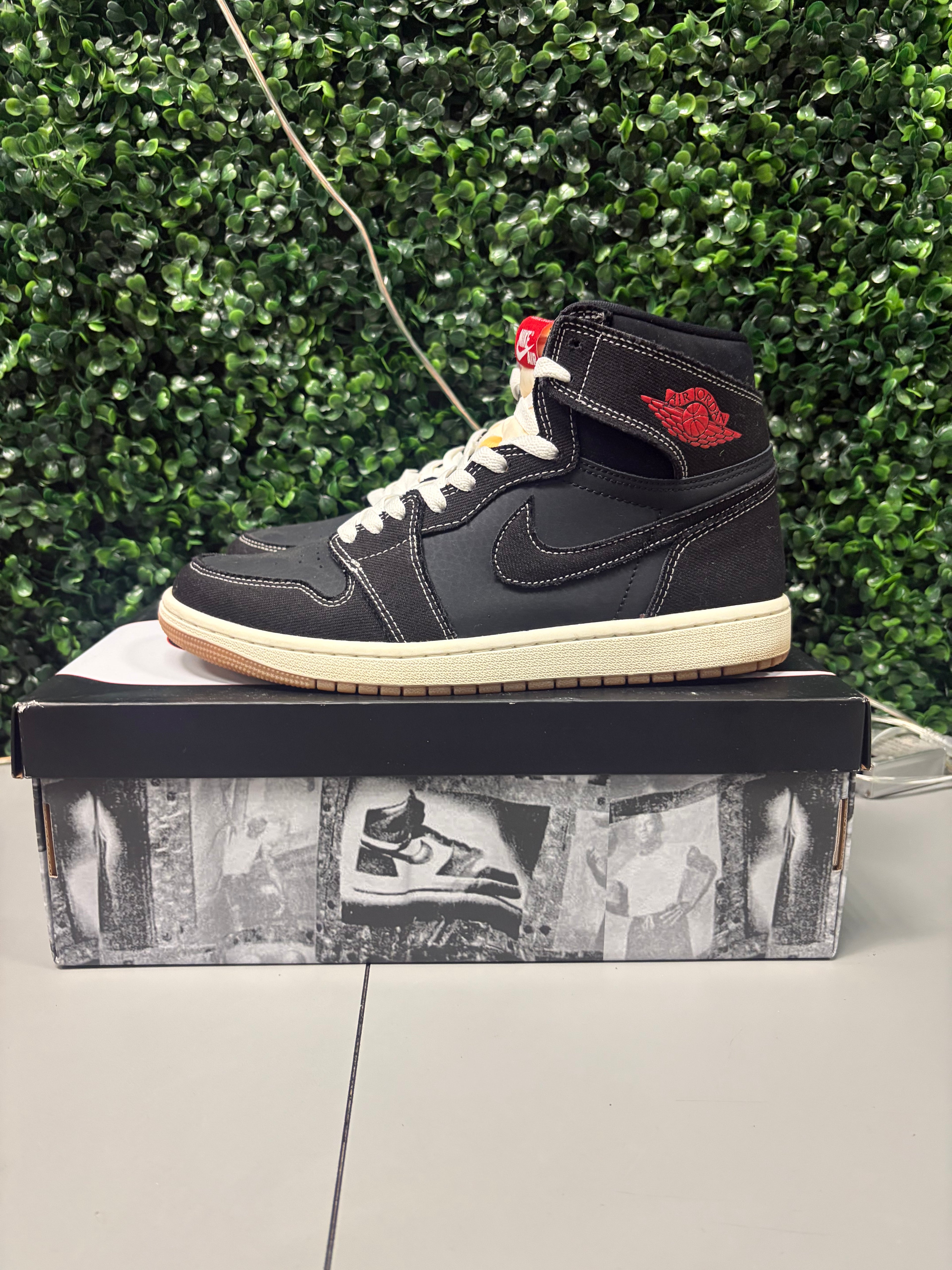 Jordan 1 High "Flight Club" Size 9.5 Preowned