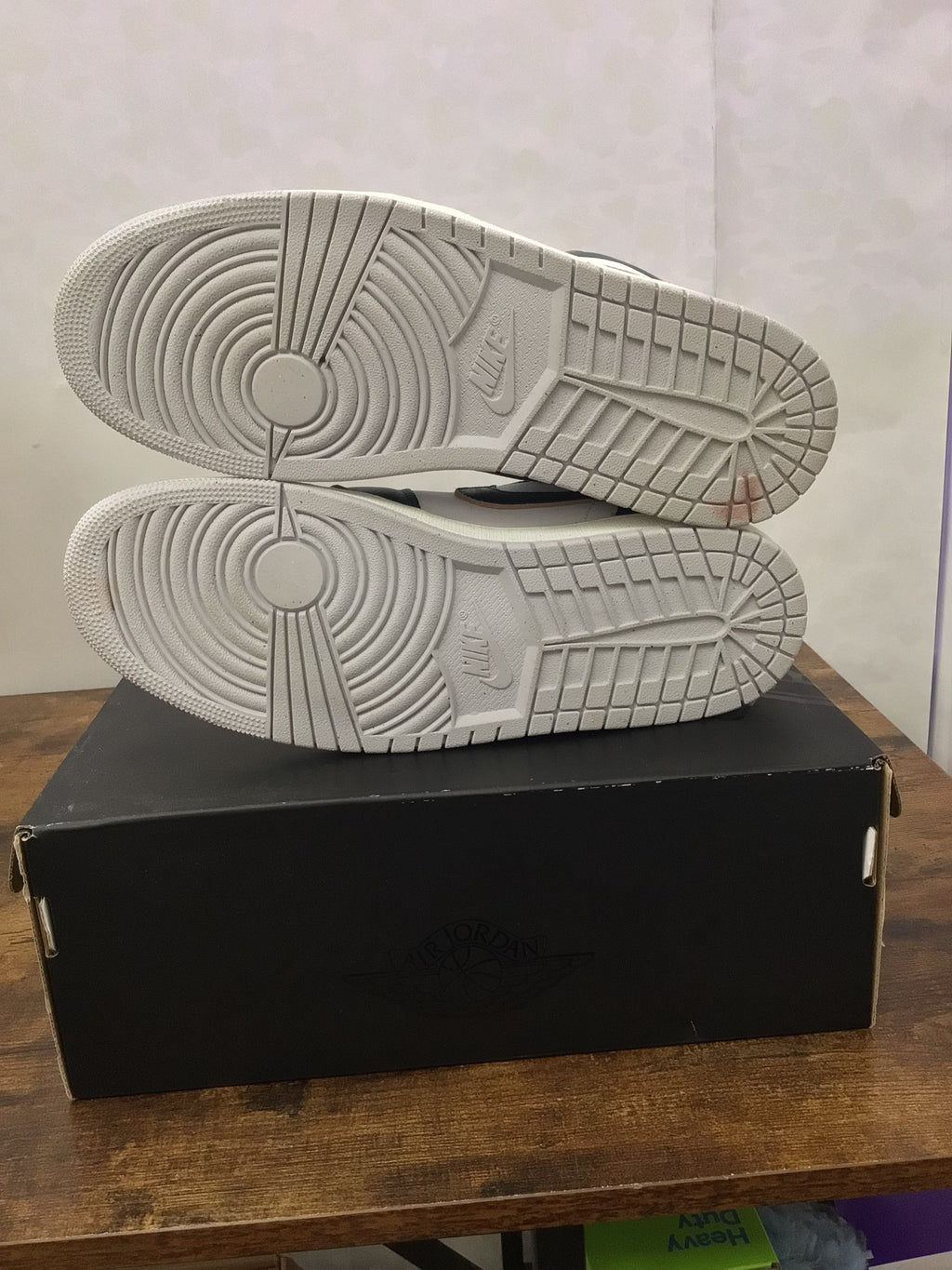 Jordan 1Low SE “Oxidized Green” Size 13 Preowned