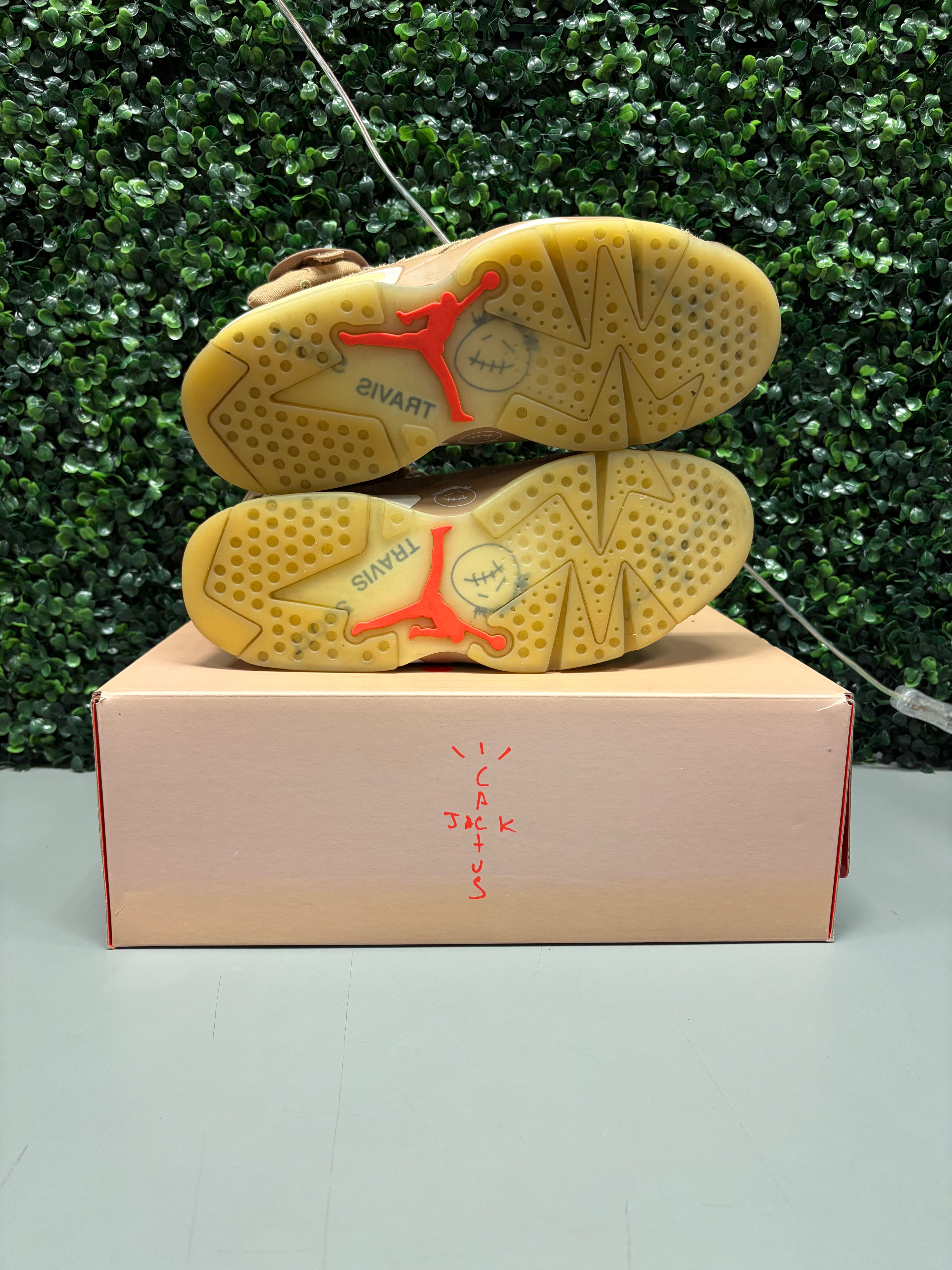 Jordan 6 Retro Travis Scott "British Khaki" Size 10 Preowned #2