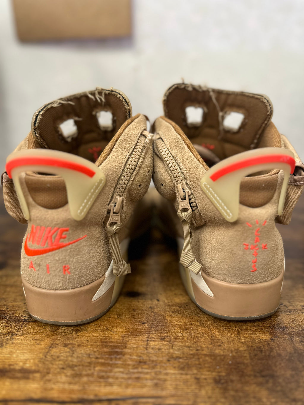 Jordan 6 Retro “Travis Scott British Khaki” Size 9 preowned no box