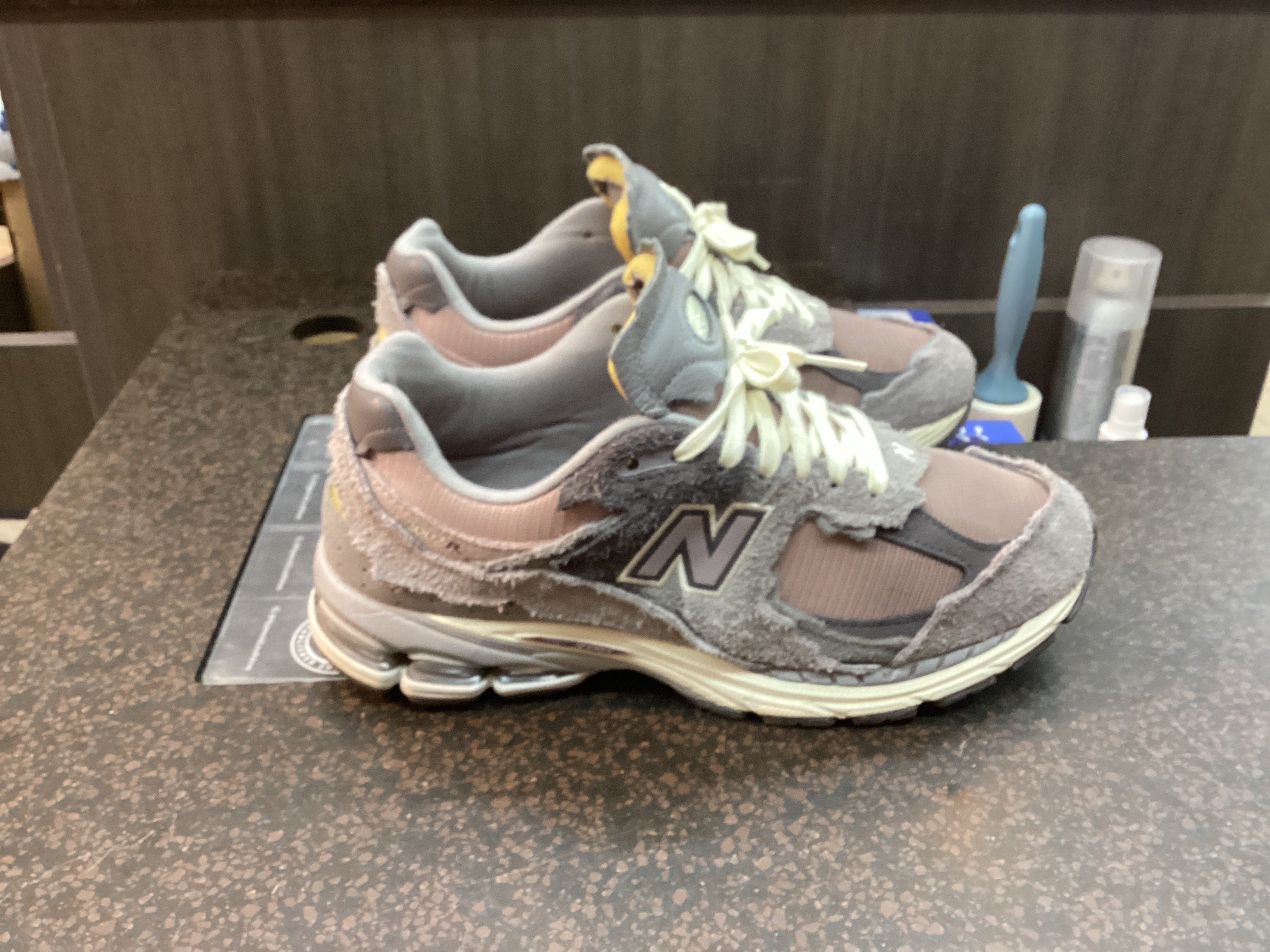 New Balance 2002R “Lunar New Year Dusty Lilac” Pre Owned Size 9.5