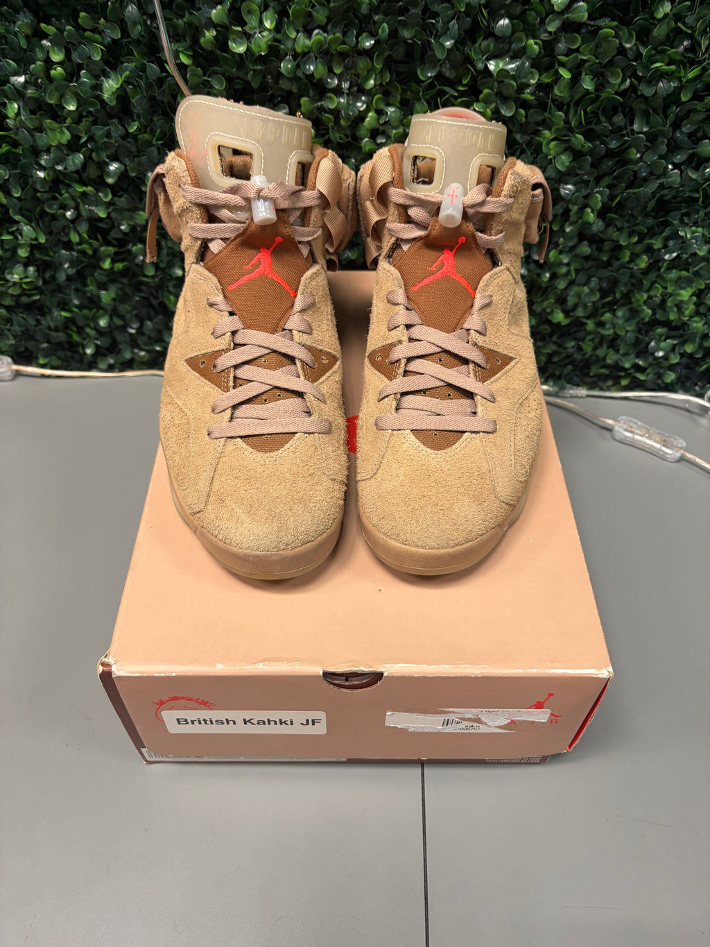 Jordan 6 Retro Travis Scott "British Khaki" Size 9 Preowned