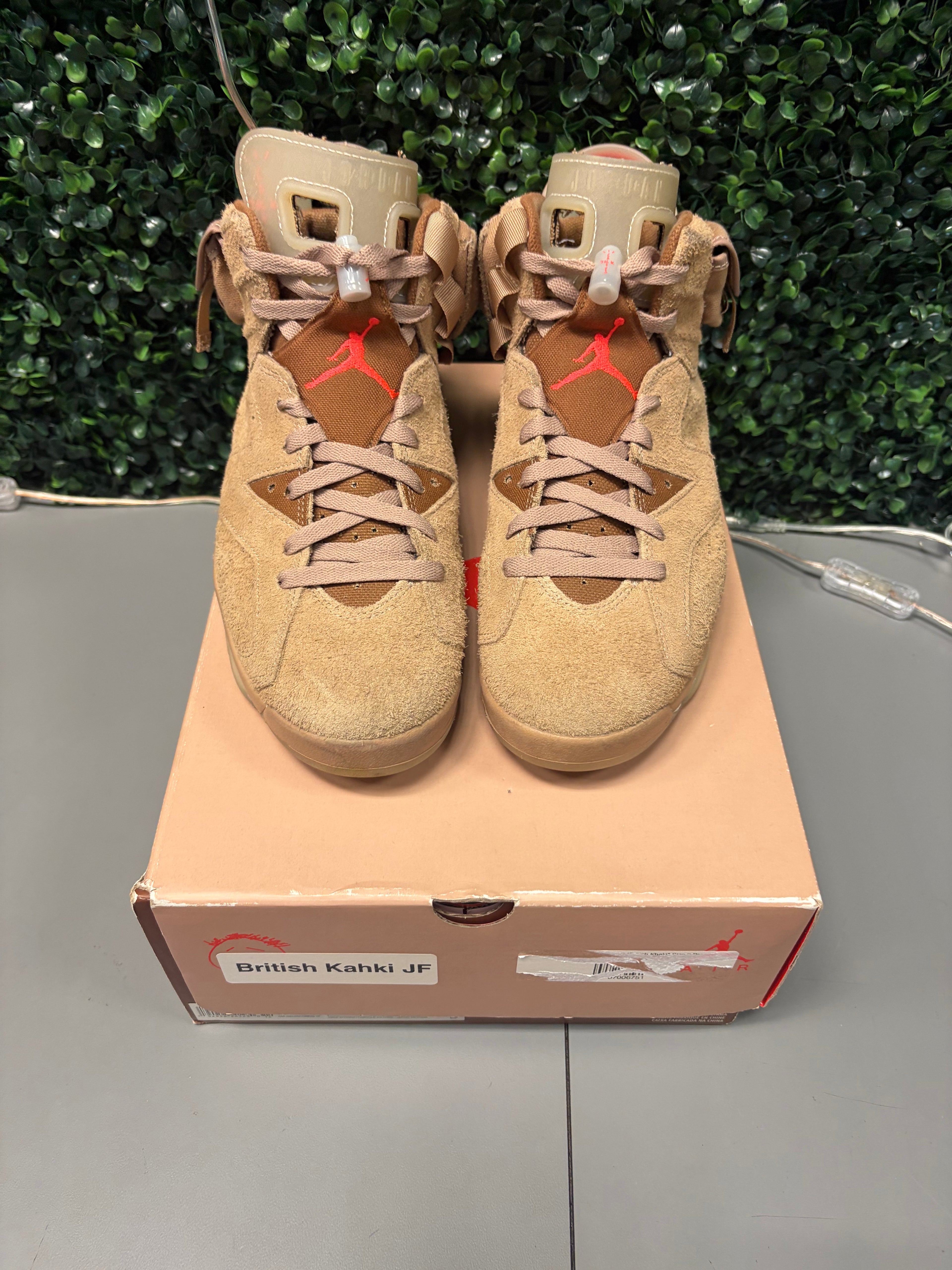 Jordan 6 Retro Travis Scott "British Khaki" Size 9 Preowned