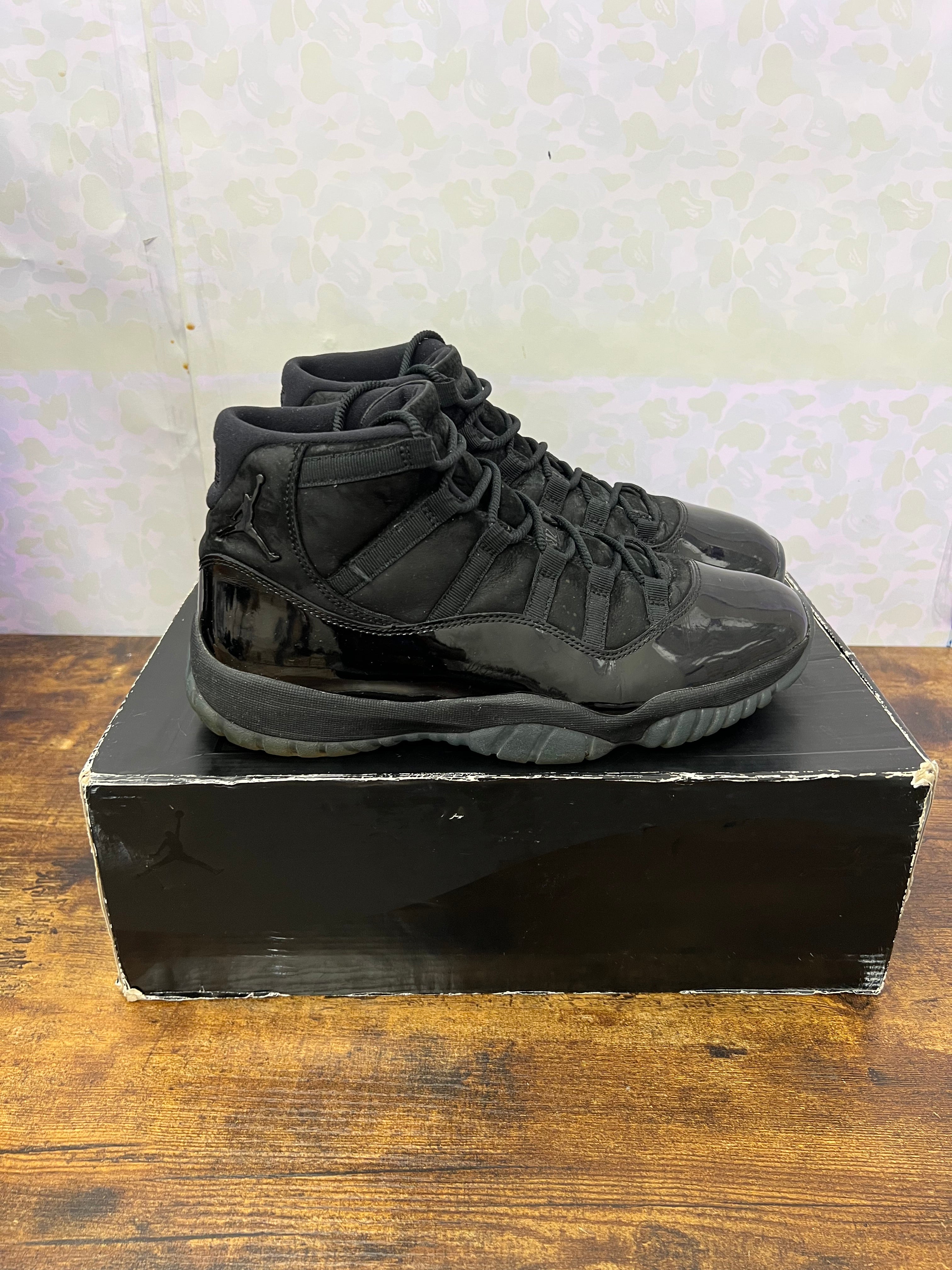Jordan 11 “Cap and Gown” Size 11M Preowned