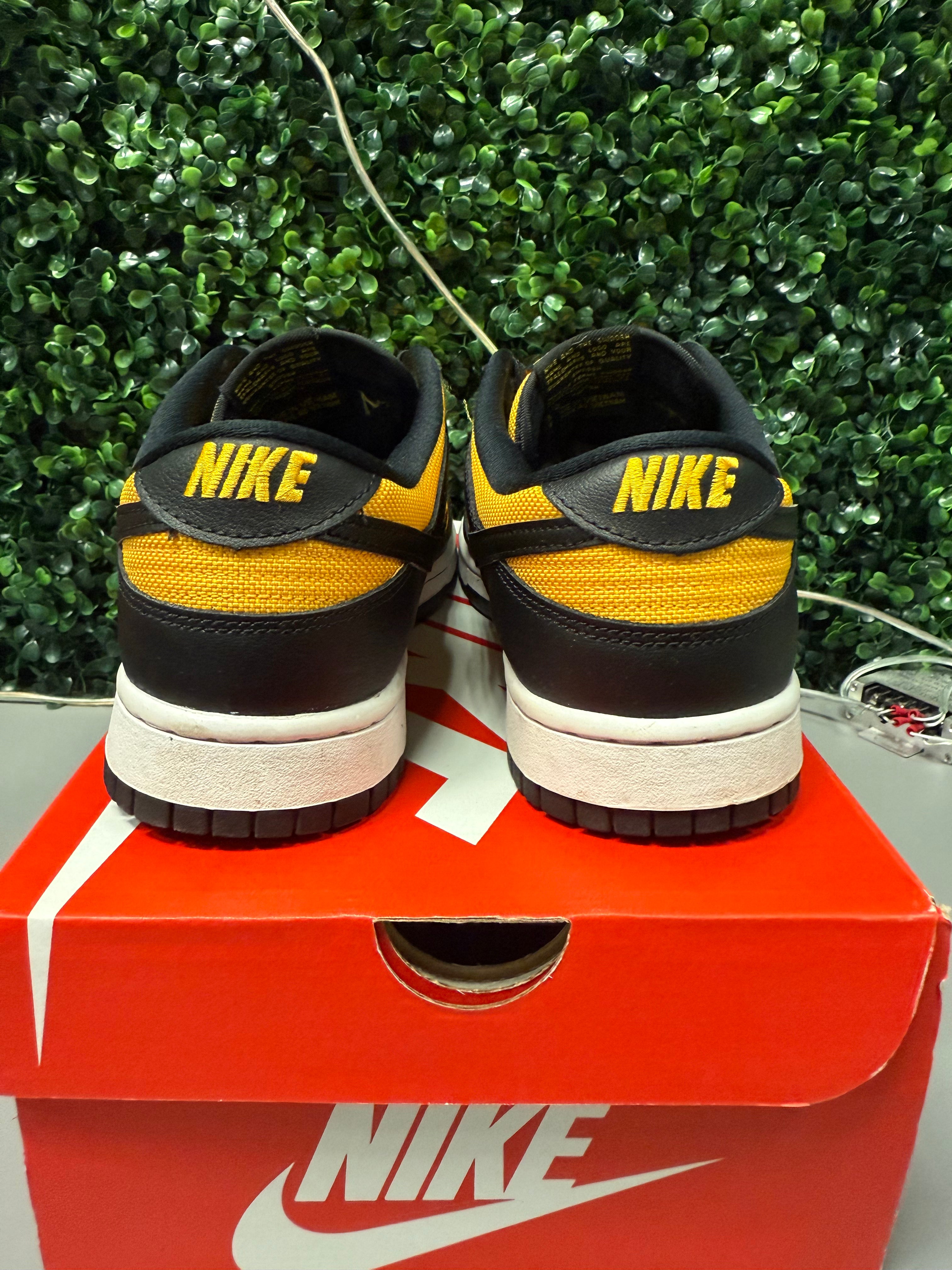 Nike Dunk Low "Reverse Goldenrod" Size 9 Preowned