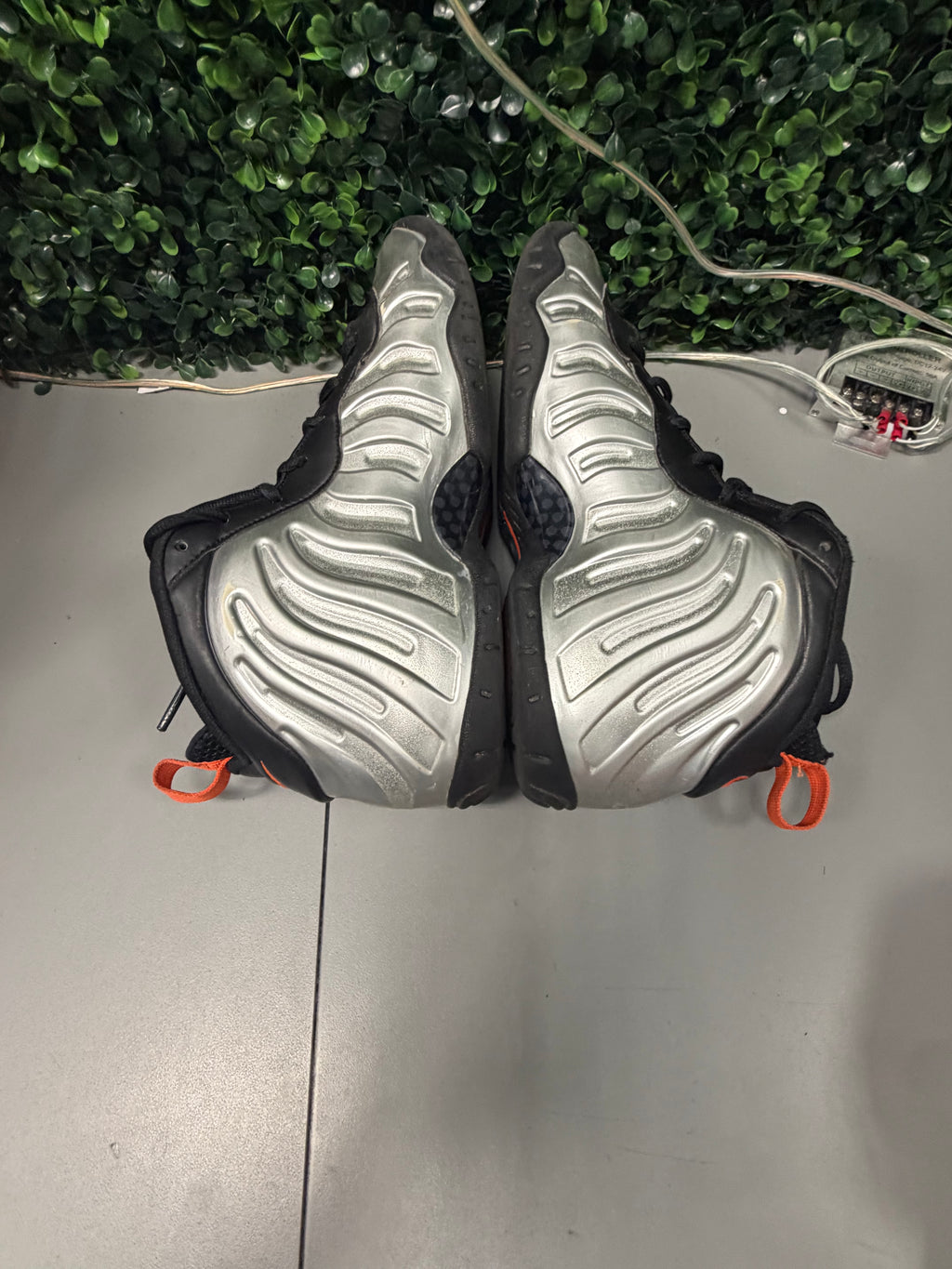 Nike Air Foamposite One "Halloween" Size 6.5Y Preowned