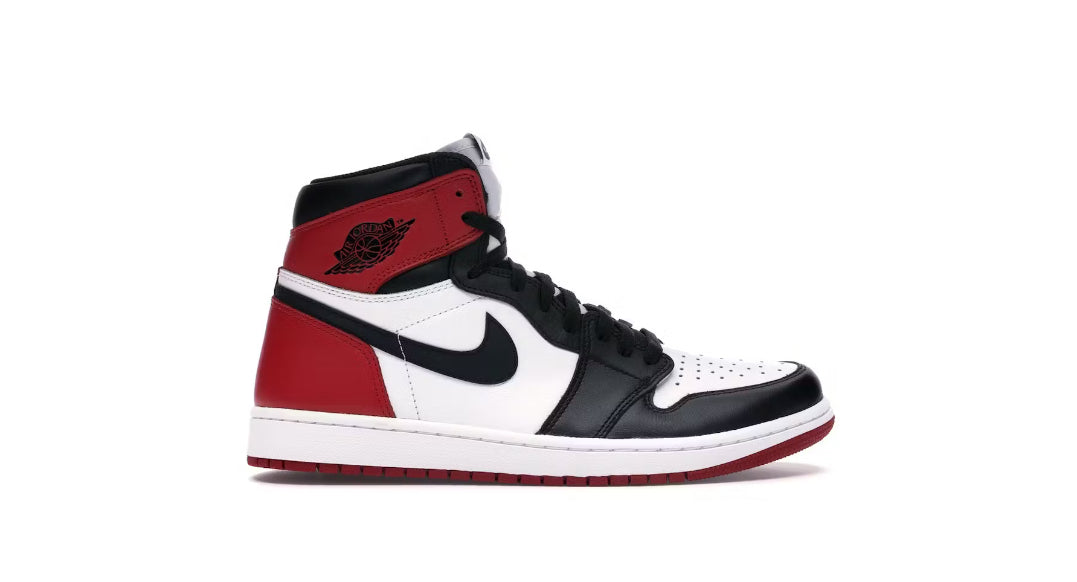 Jordan 1  High “Black Toe” 2016