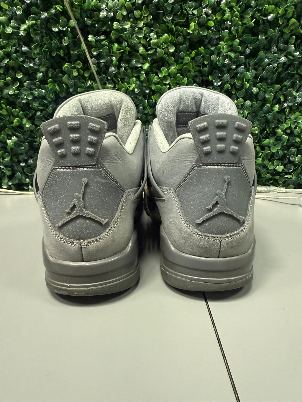 Jordan 4 "Wet Cement" Size 9.5 Preowned