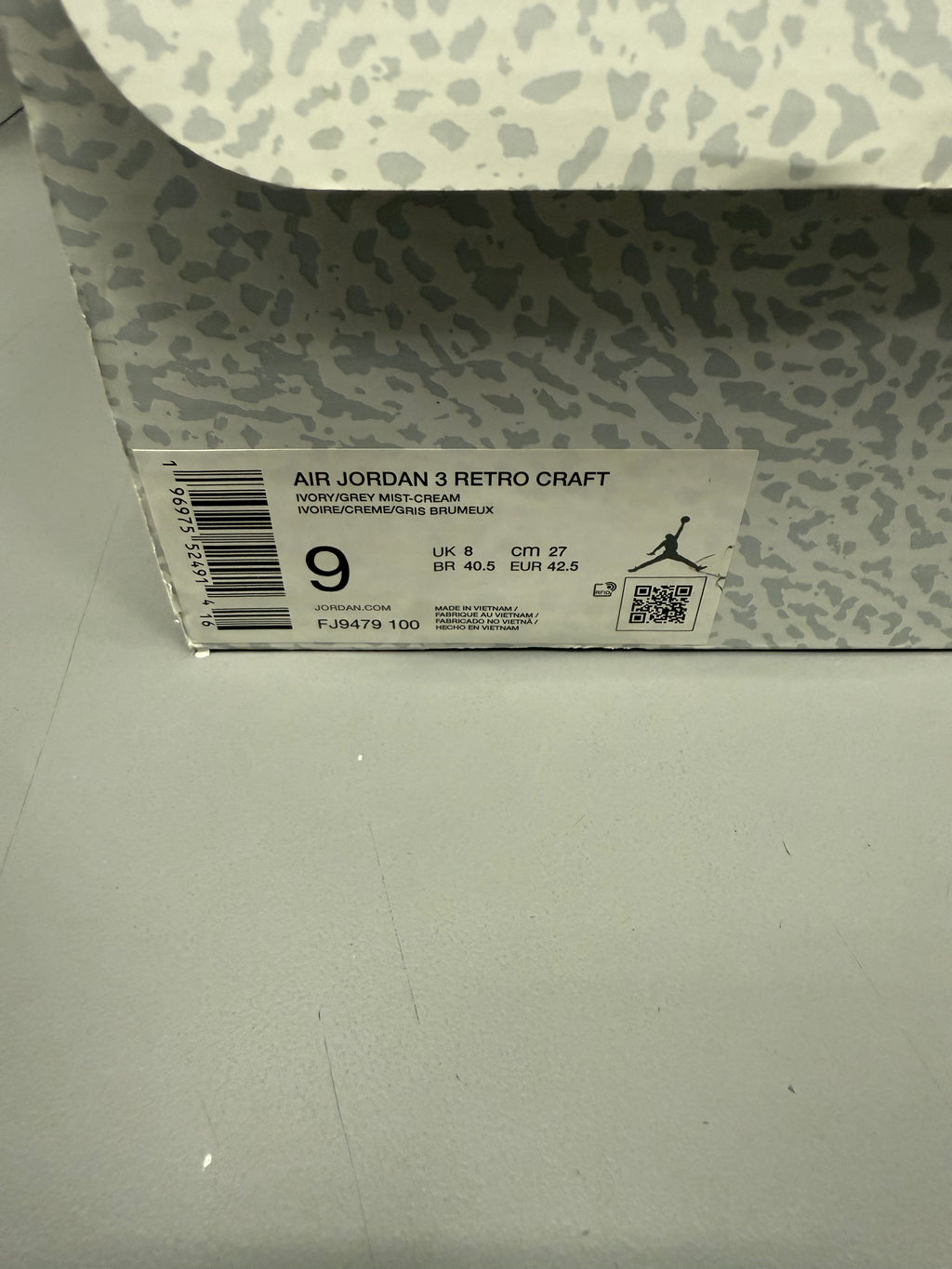 Jordan 3 "Craft Ivory" Size 9 Preowned