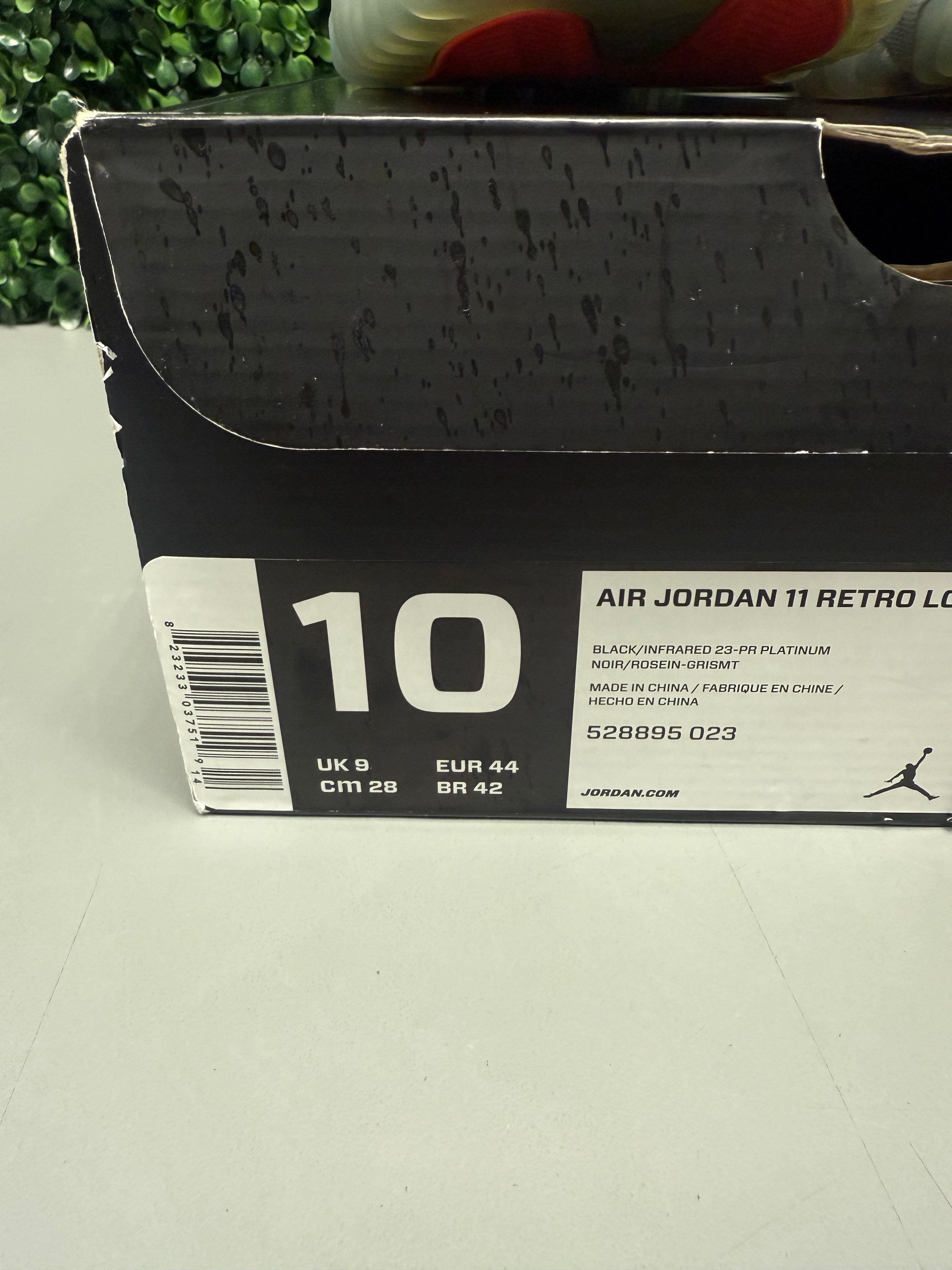 Jordan 11 Low "Infrared" Size 10 Preowned