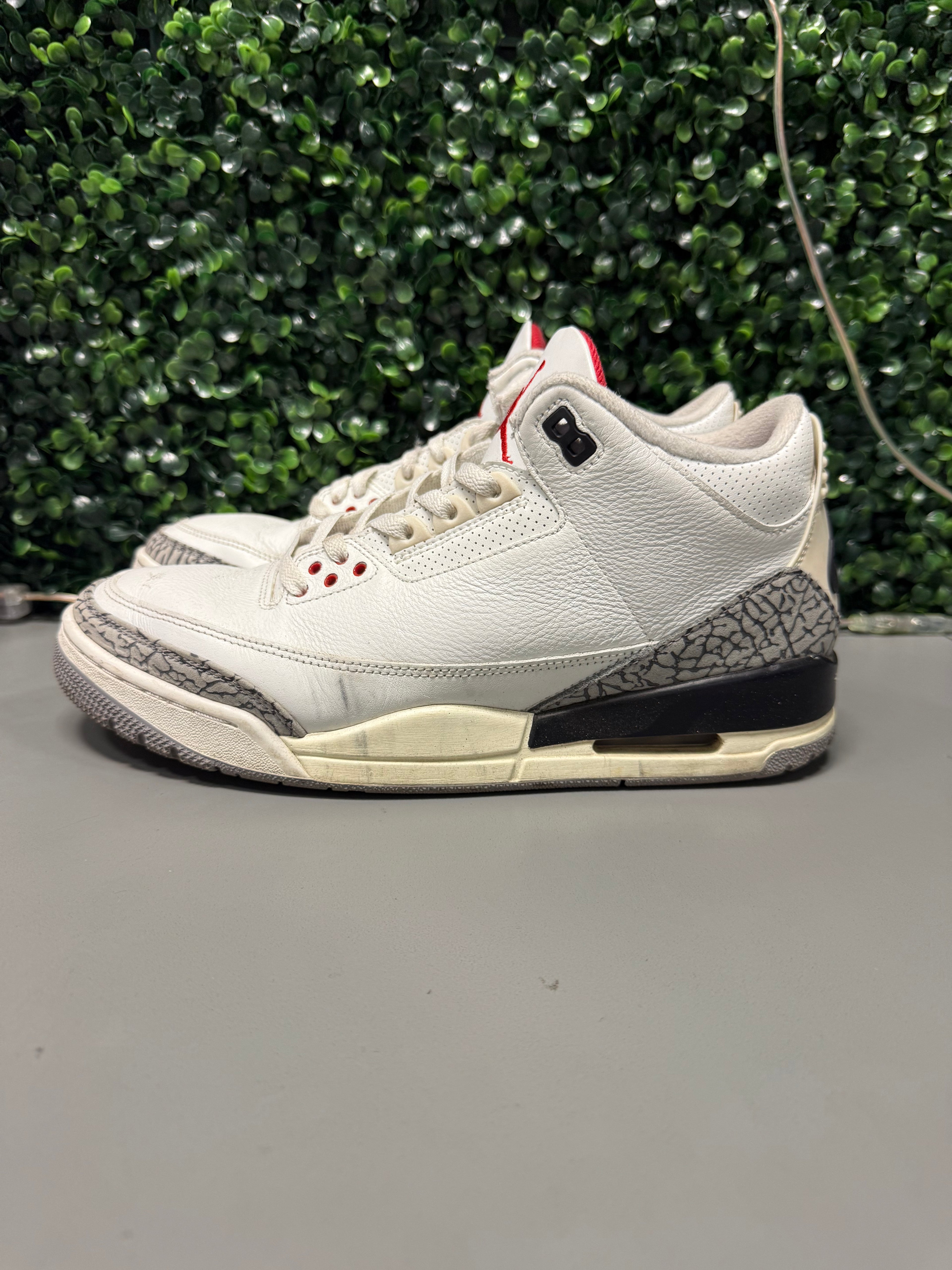 Jordan 3 "White Cement Reimagined" Size 10.5 Preowned