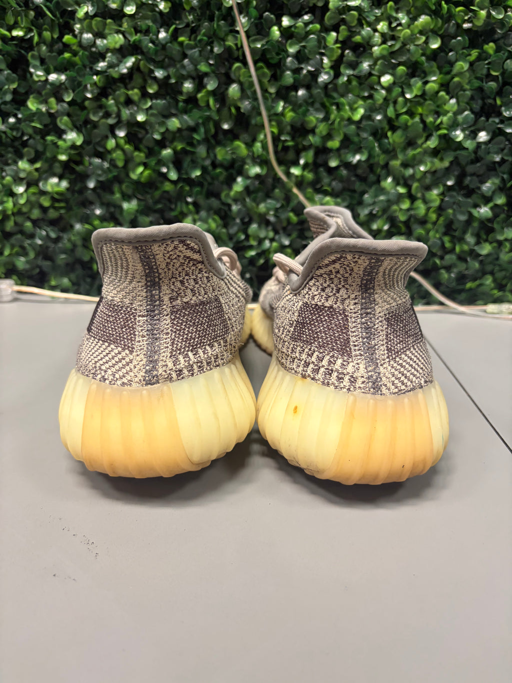 Yeezy 350 V2 "Zyon" Size 10.5 Preowned