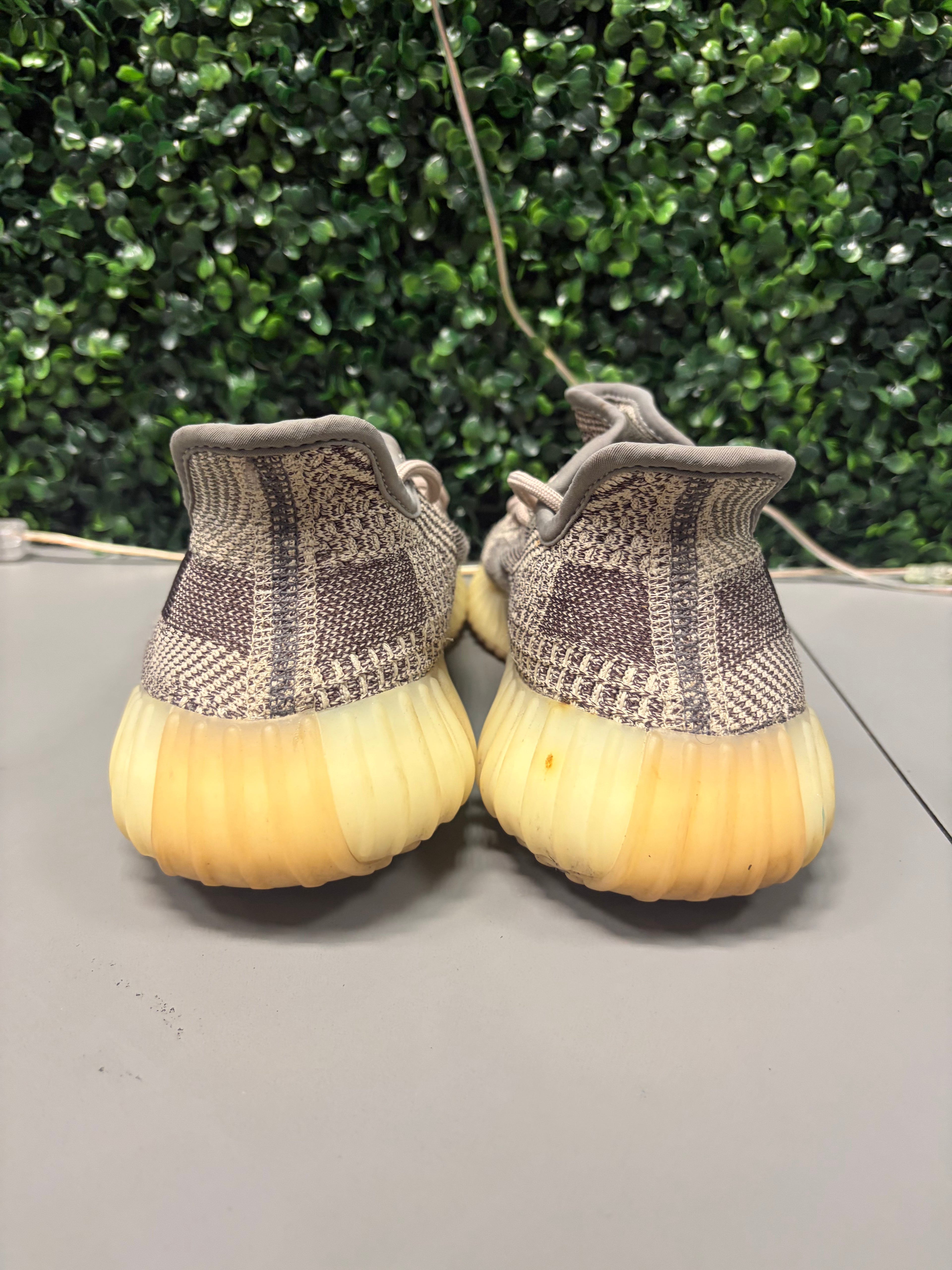 Yeezy 350 V2 "Zyon" Size 10.5 Preowned