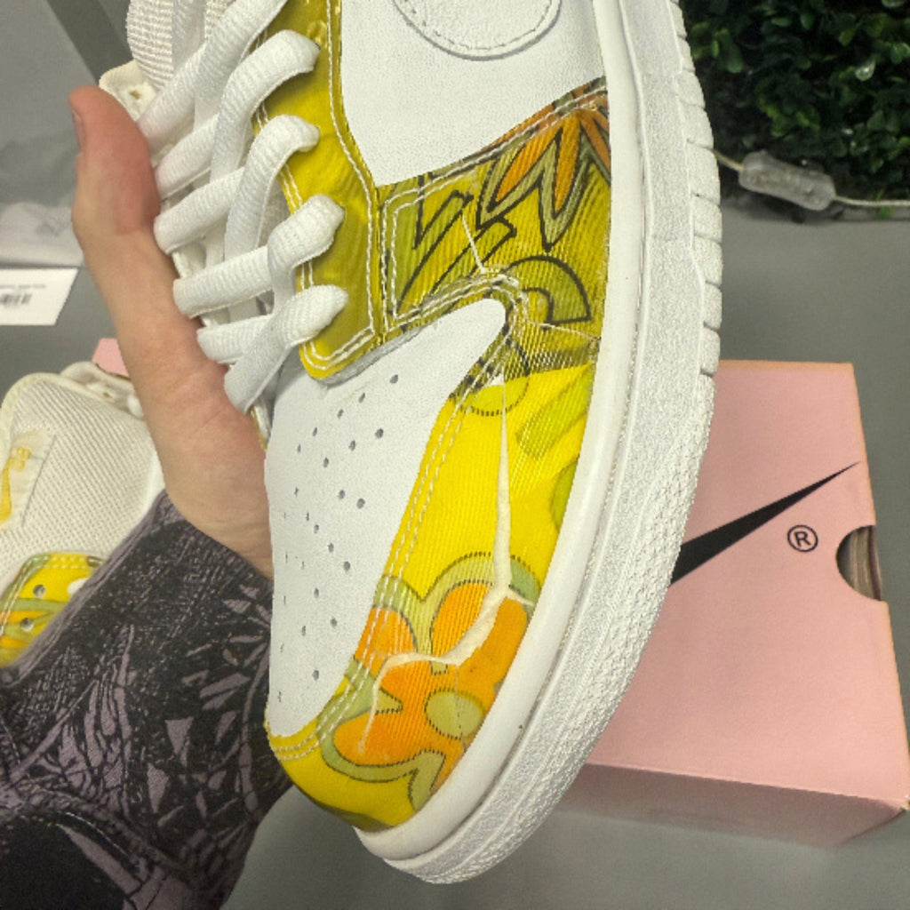 Nike SB Dunk Low "De La Soul" Size 10 Excellent Condition (2005) (Cracking Due Too Age)