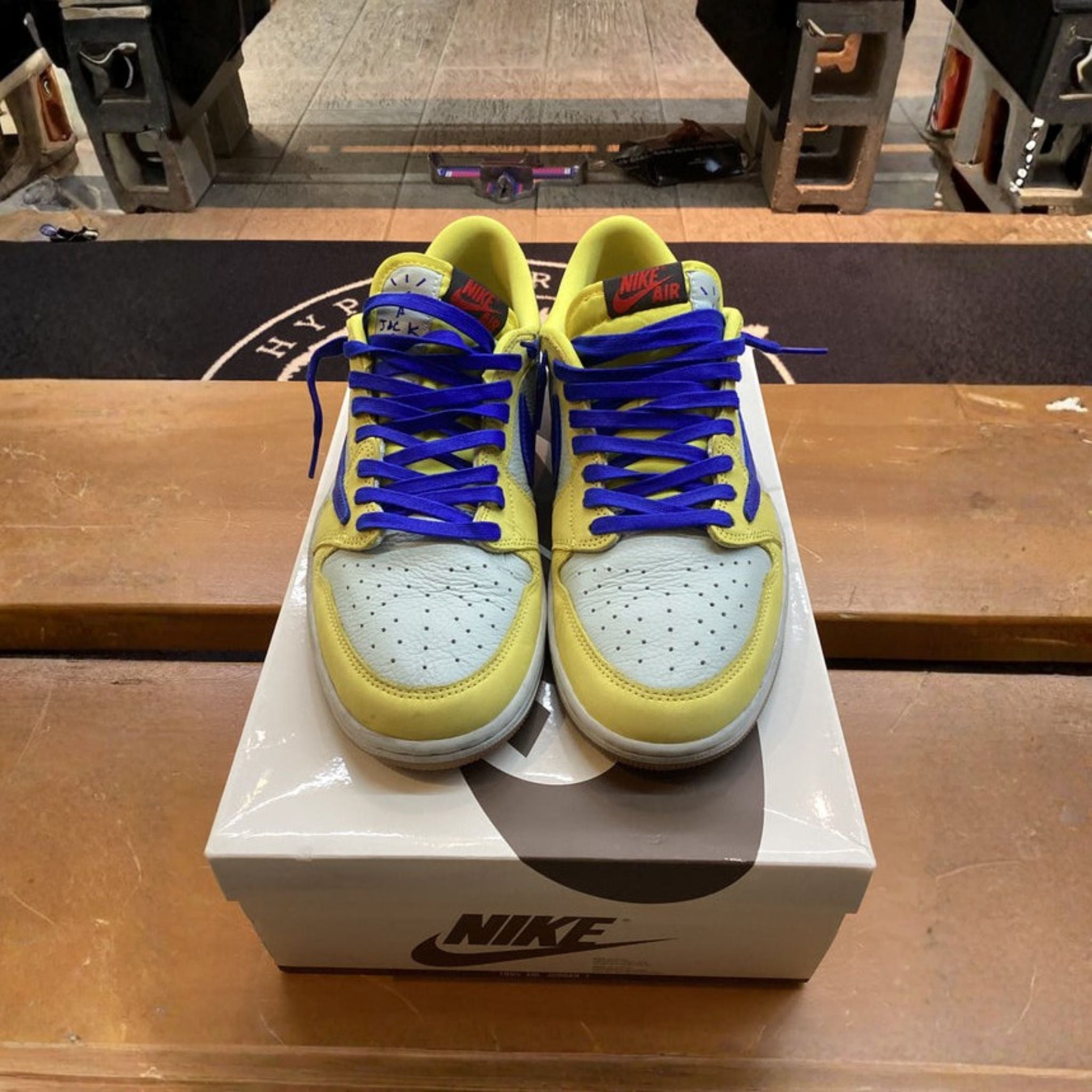 TS Jordan 1 Low “Canary” Size 11w/9.5 Preowned with box