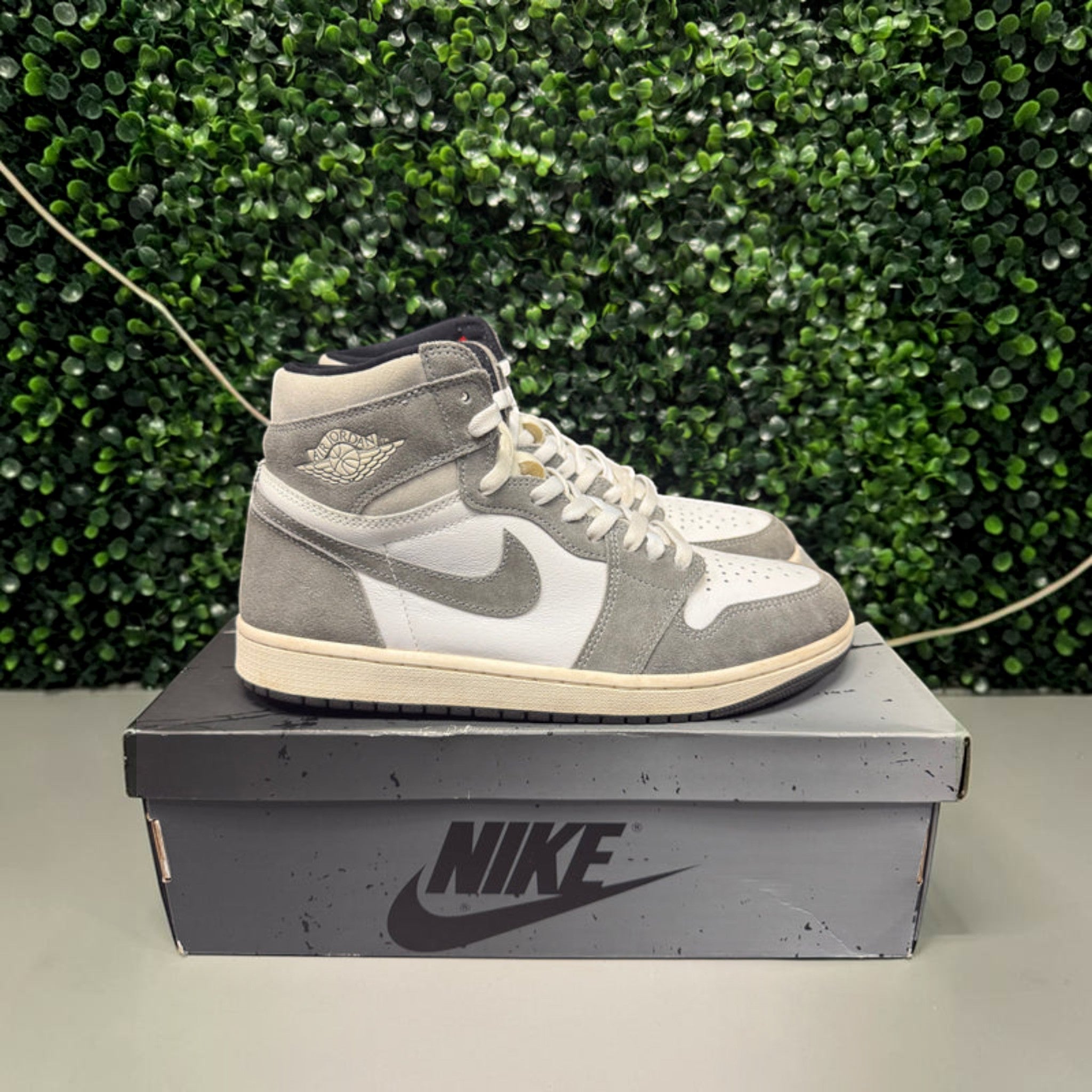 Jordan 1 High "Washed Black" Size 9.5 Preowned