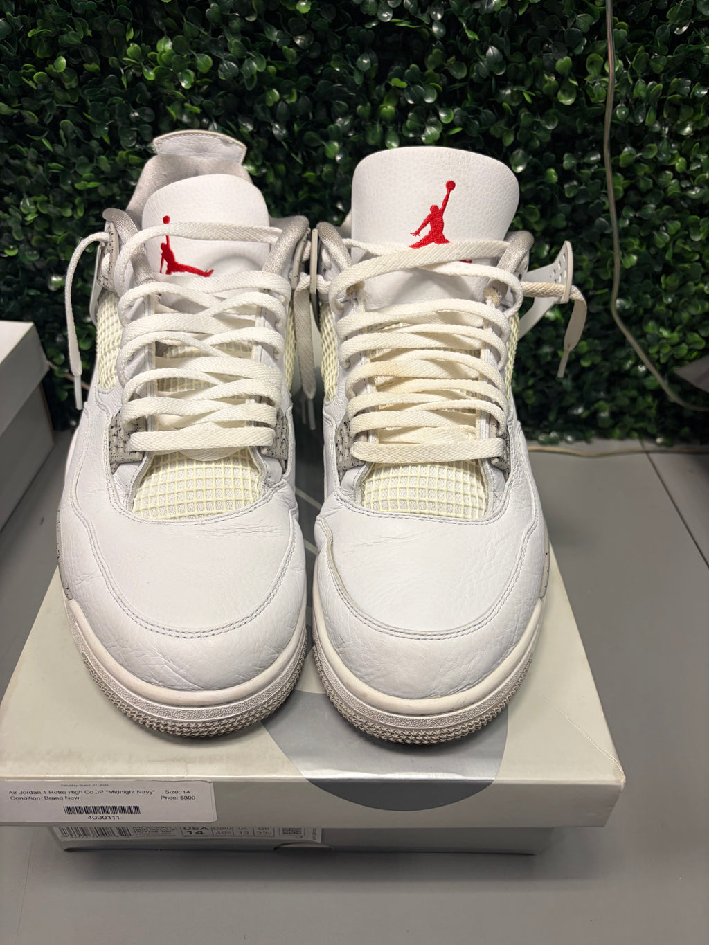 Jordan 4 "White Oreo" Size 14 Preowned